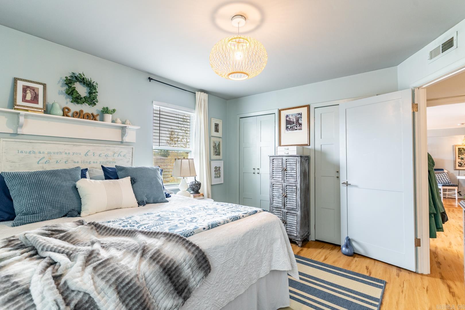 KINGWOOD PLACE - Residential