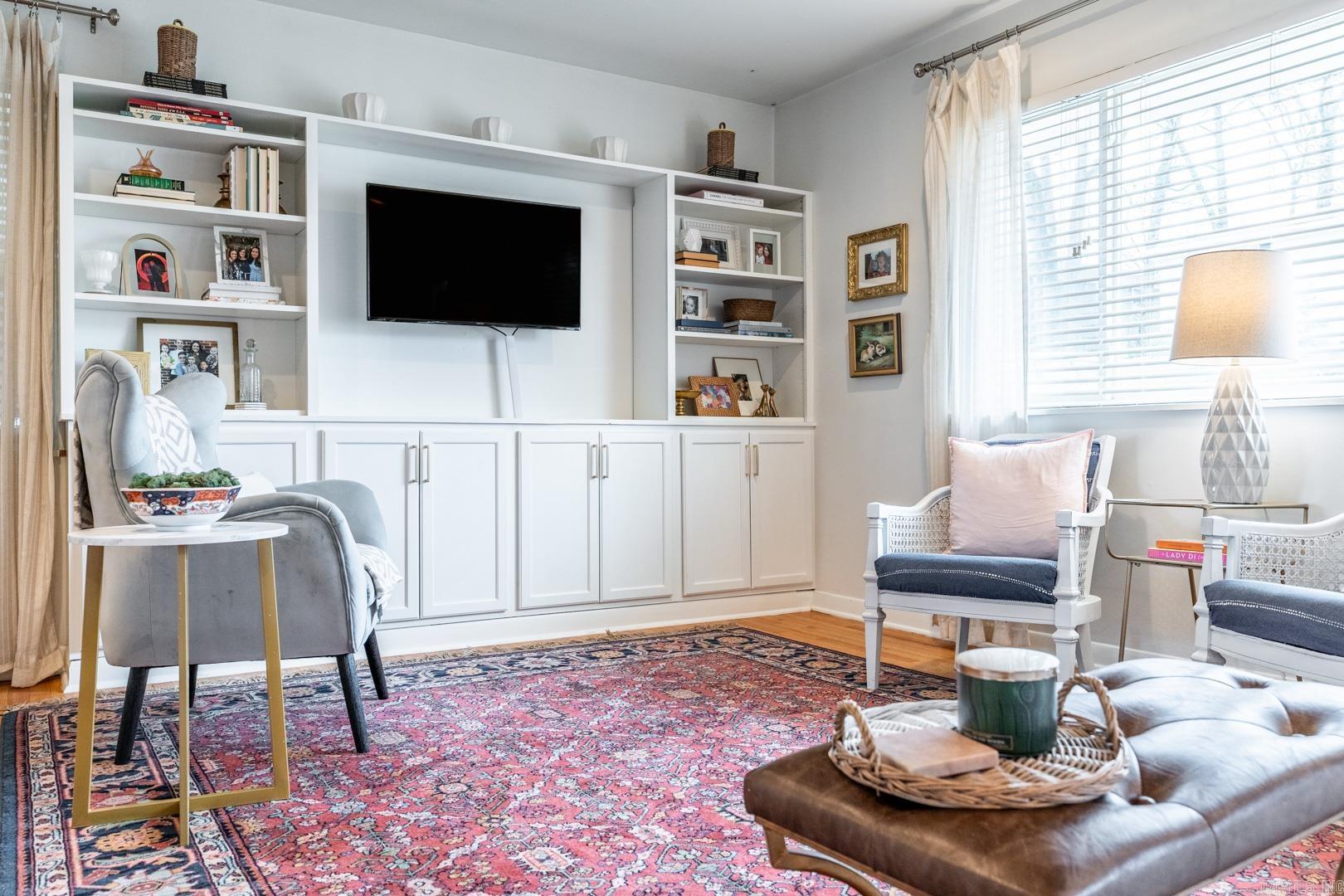 KINGWOOD PLACE - Residential