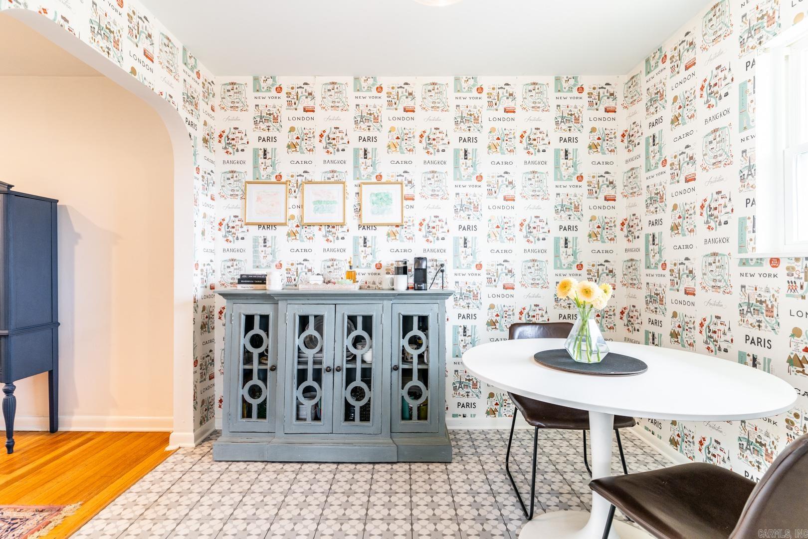 KINGWOOD PLACE - Residential