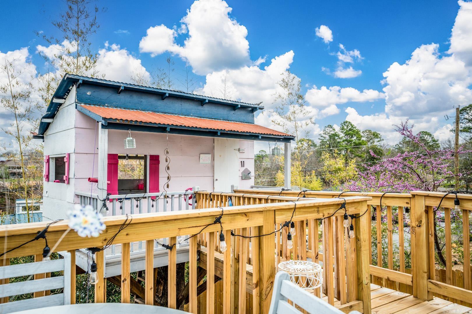 KINGWOOD PLACE - Residential