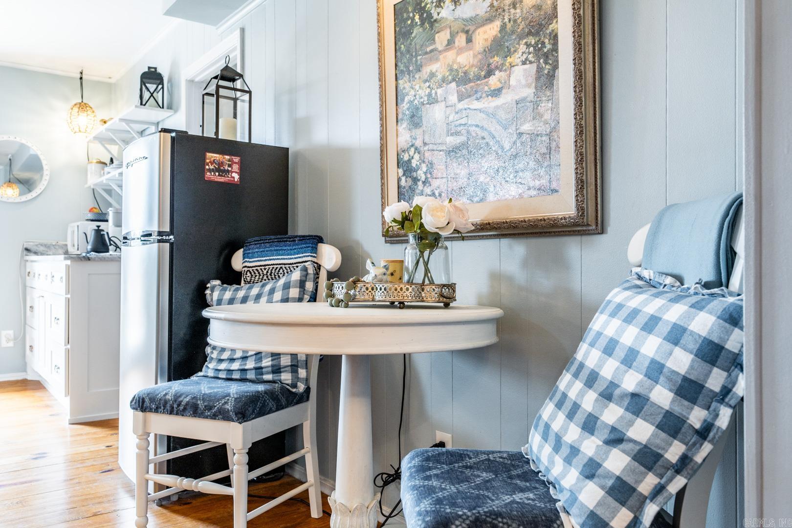 KINGWOOD PLACE - Residential