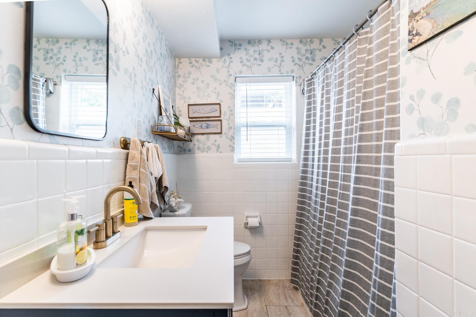 KINGWOOD PLACE - Residential