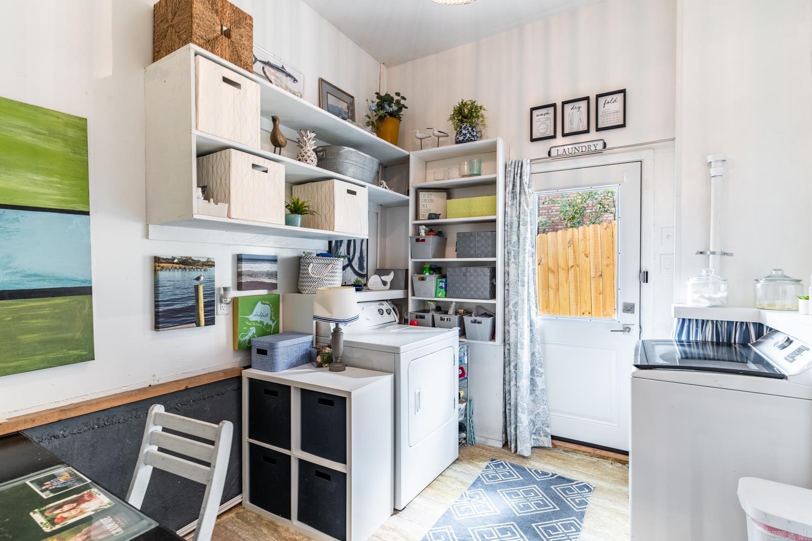 KINGWOOD PLACE - Residential