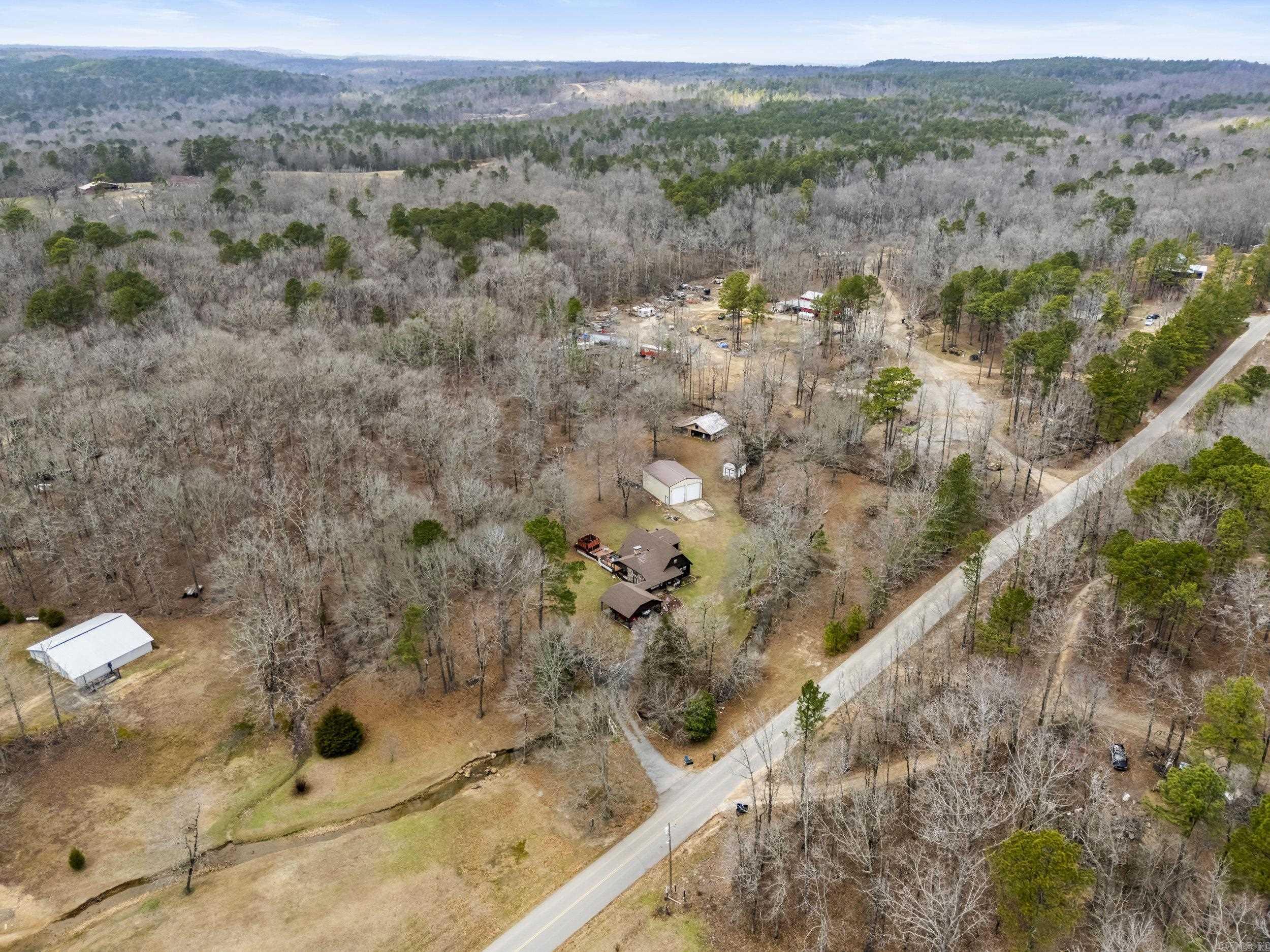 ROLLING MANOR - Residential