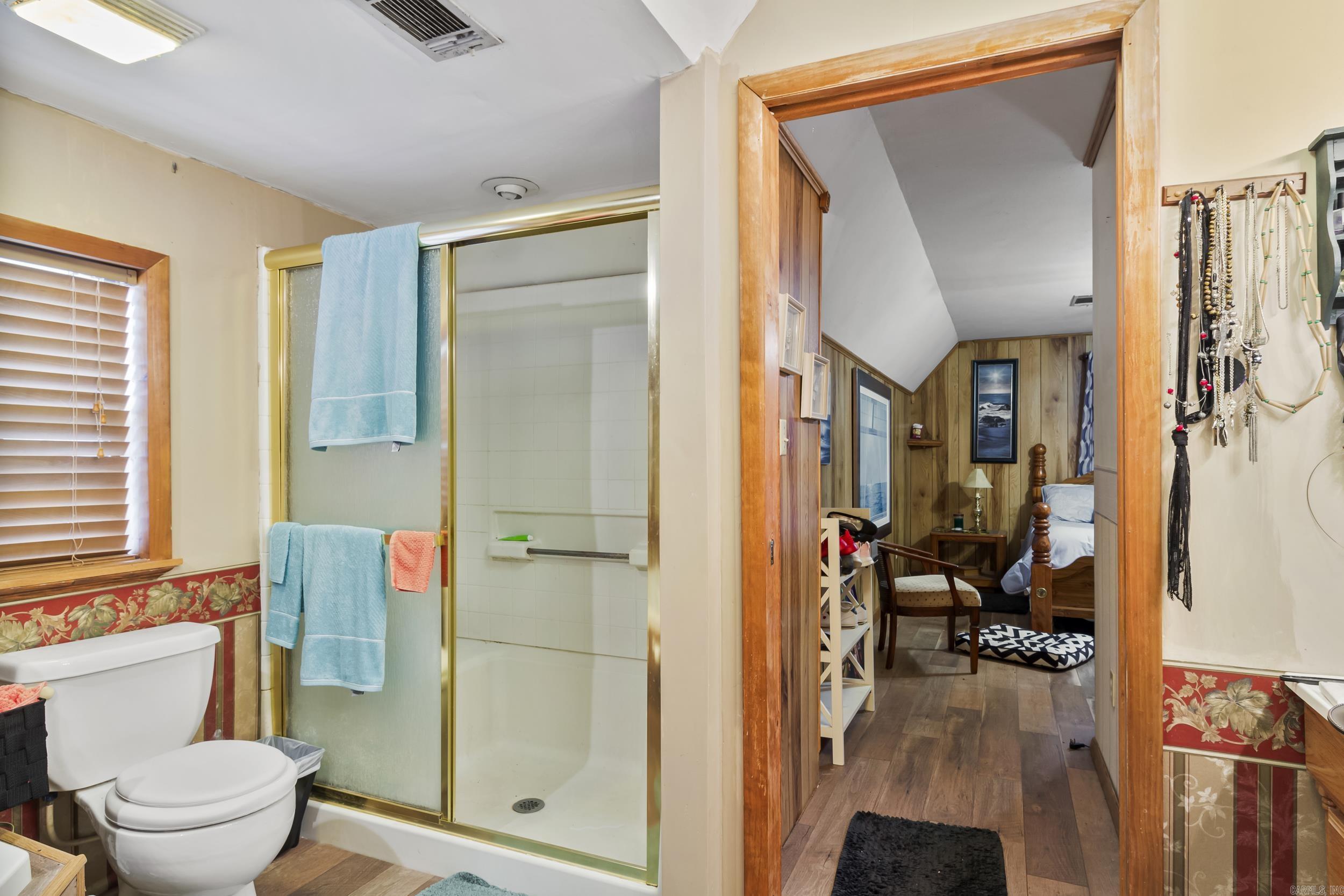 ROLLING MANOR - Residential