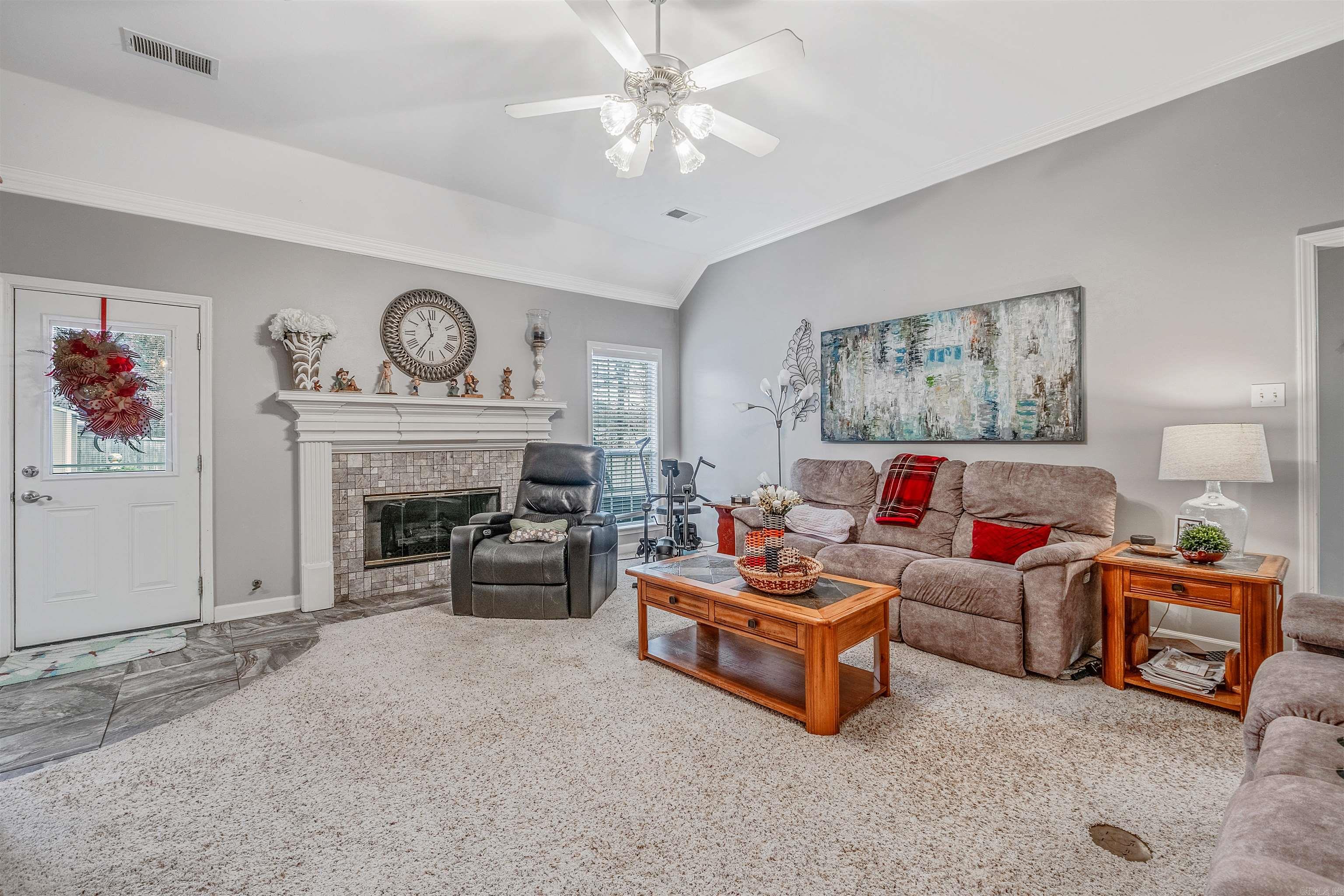 EDGEWATER ADDN - Residential