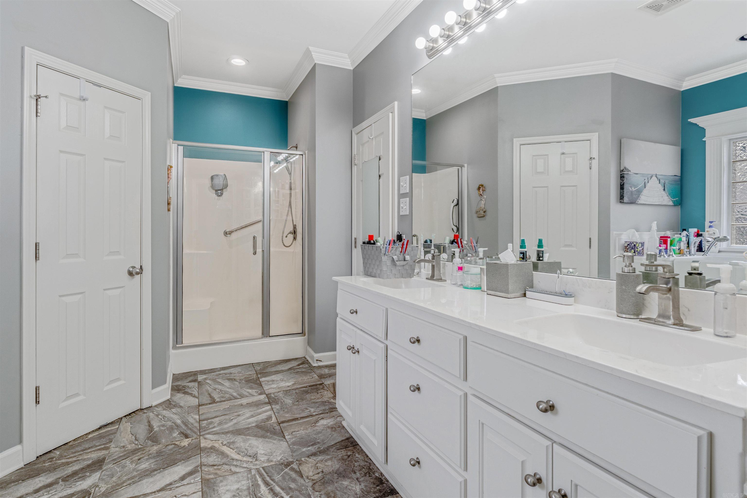 EDGEWATER ADDN - Residential