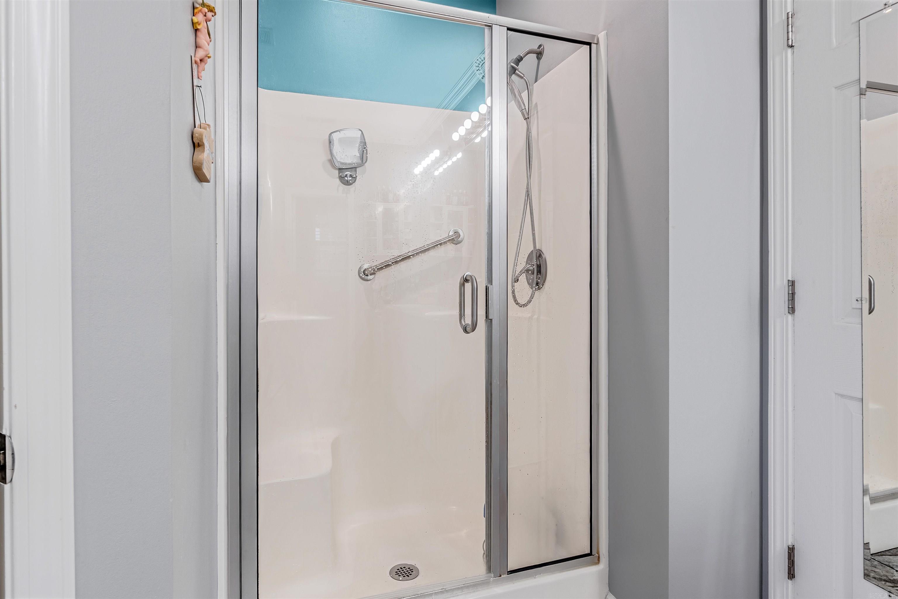 EDGEWATER ADDN - Residential