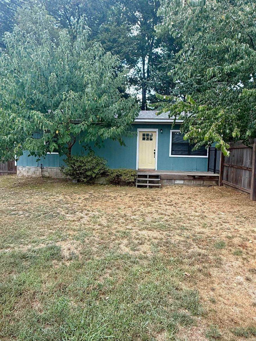 Recently remodeled 1-bedroom, 1-bath home in the heart of Perryville! At 614 sq ft, this charming property makes the most of every inch. The home features a fully fenced yard, perfect for pets or gardening, and a shop with electricity—great for hobbies or storage. Move-in ready with updates already complete, it’s a great option for a first home, downsizing, or investment.