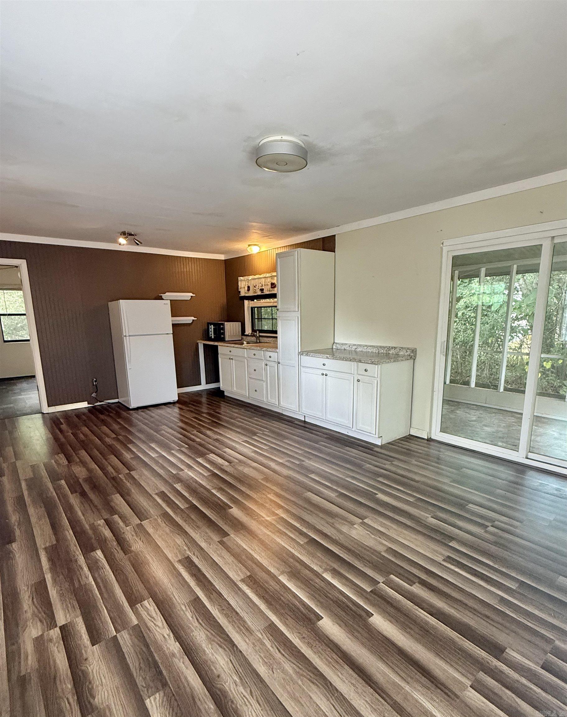 BLASDALE - Residential