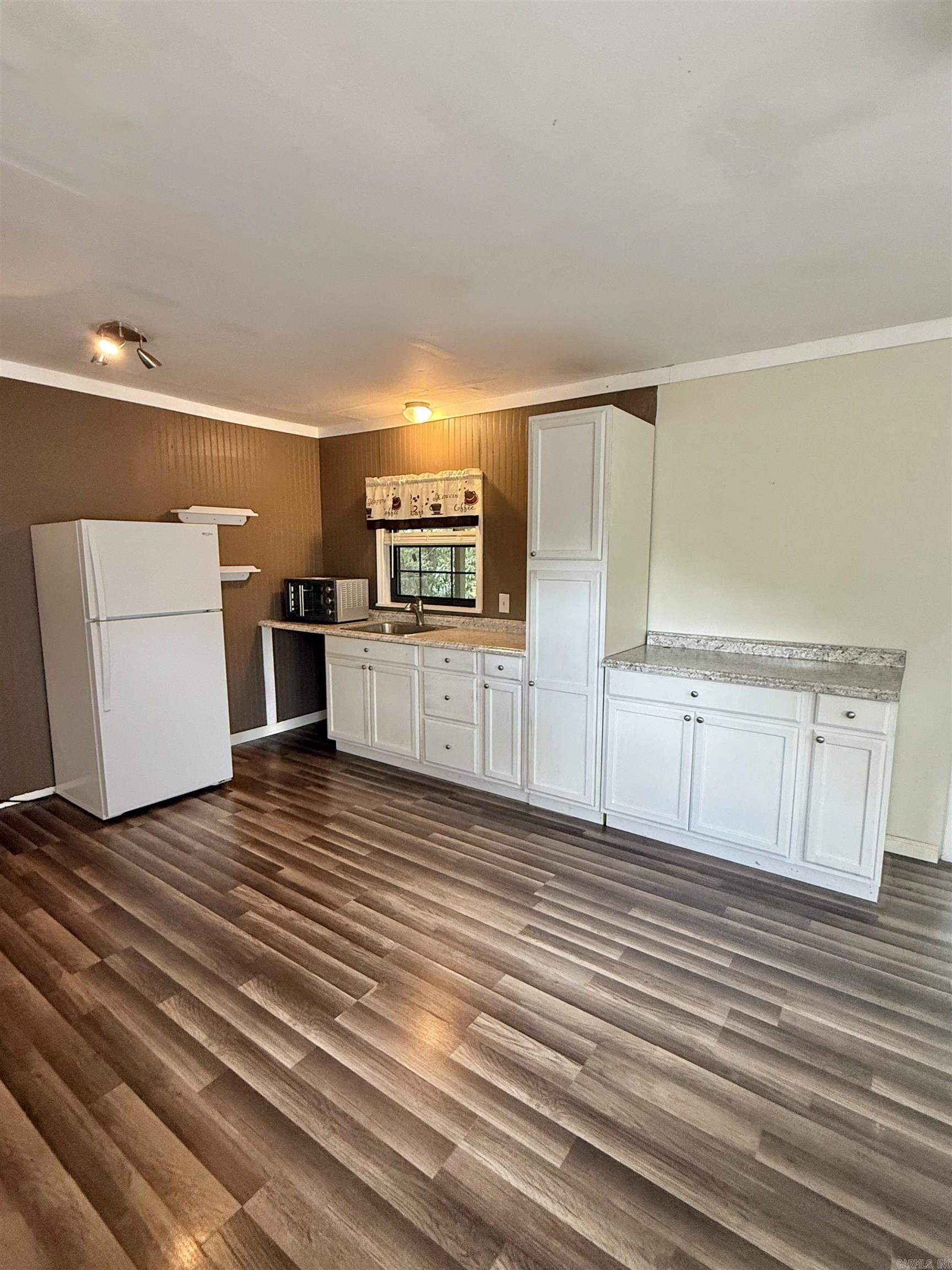 BLASDALE - Residential