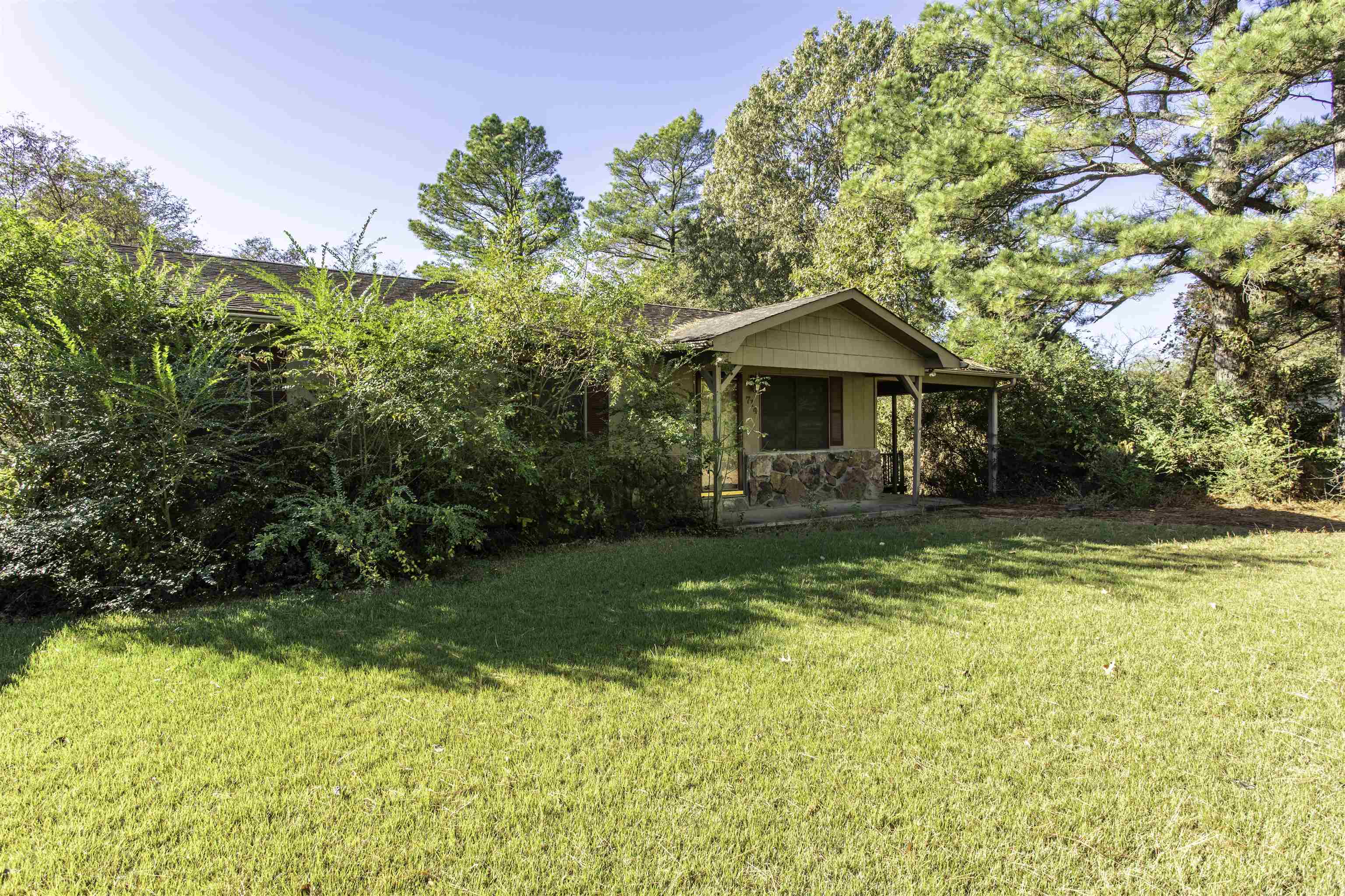 EAST SURVEY - Residential