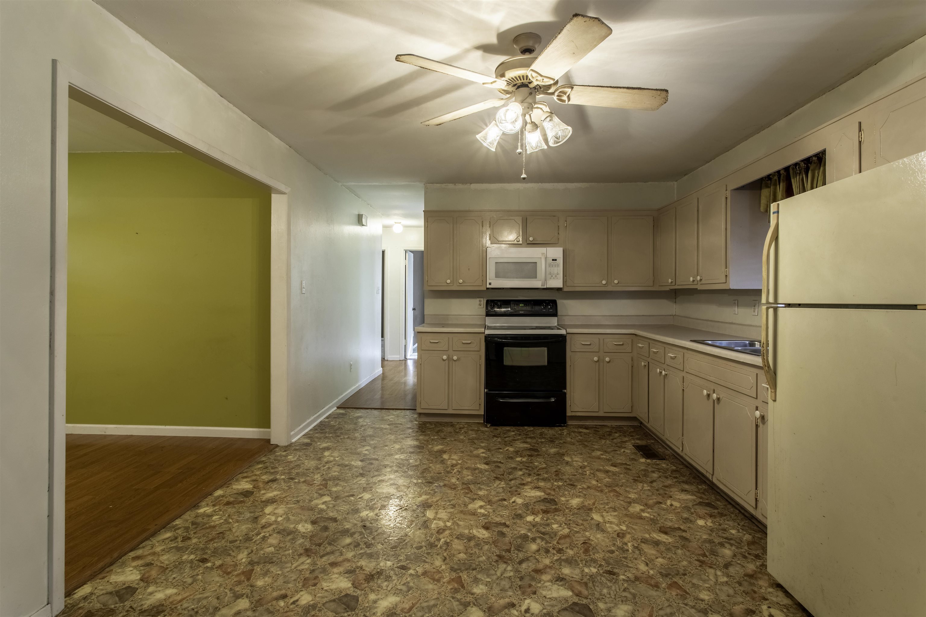 EAST SURVEY - Residential