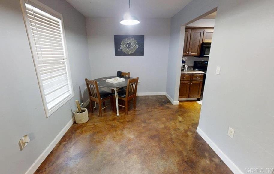 MCKENZIE & WHITT - Residential