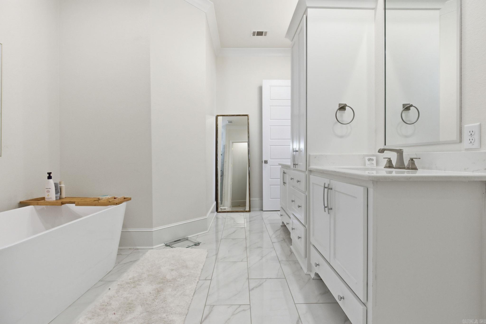 THE WOODLANDS - Residential