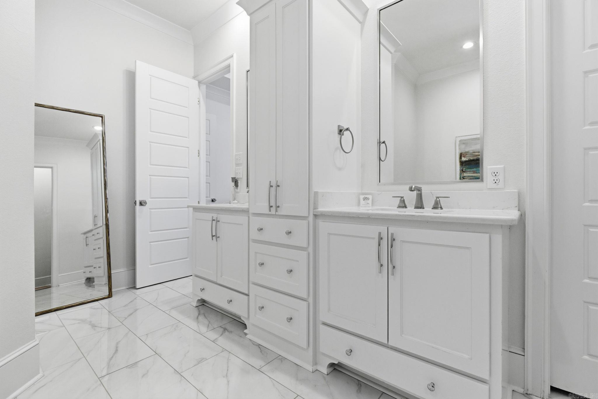 THE WOODLANDS - Residential