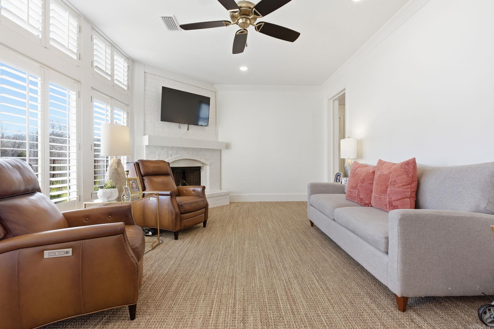 THE WOODLANDS - Residential