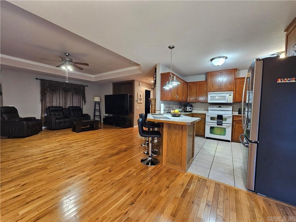 HUNTINGTON PLACE - Residential