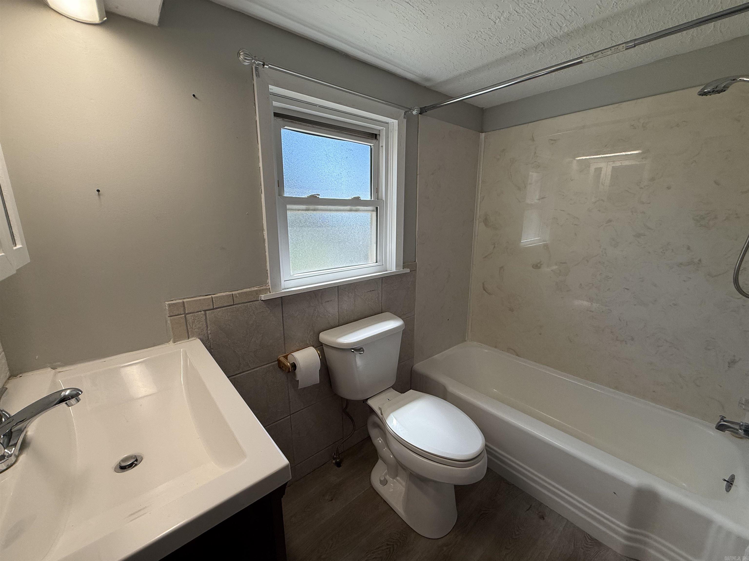 PIGGOTT - Residential
