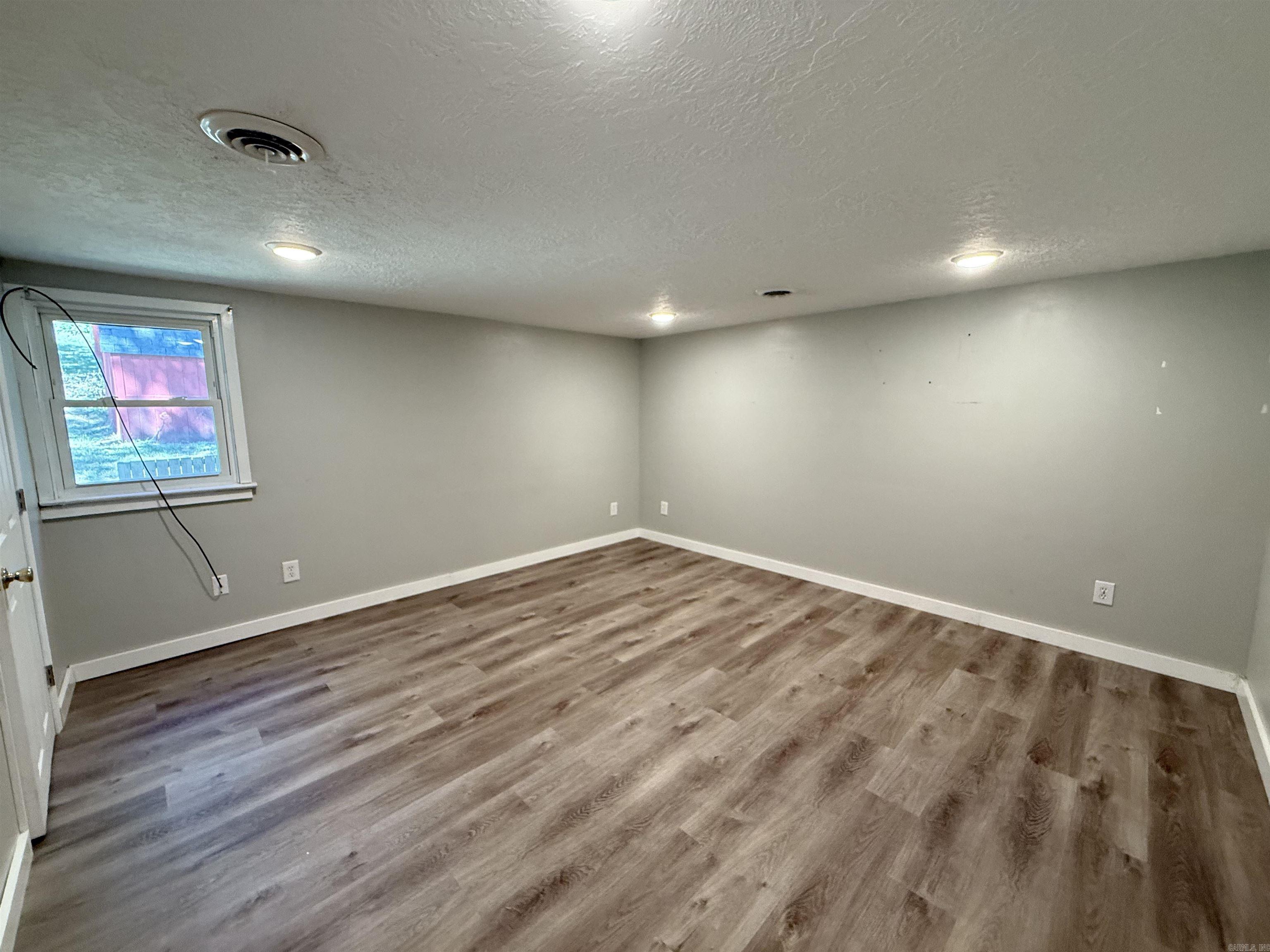 PIGGOTT - Residential