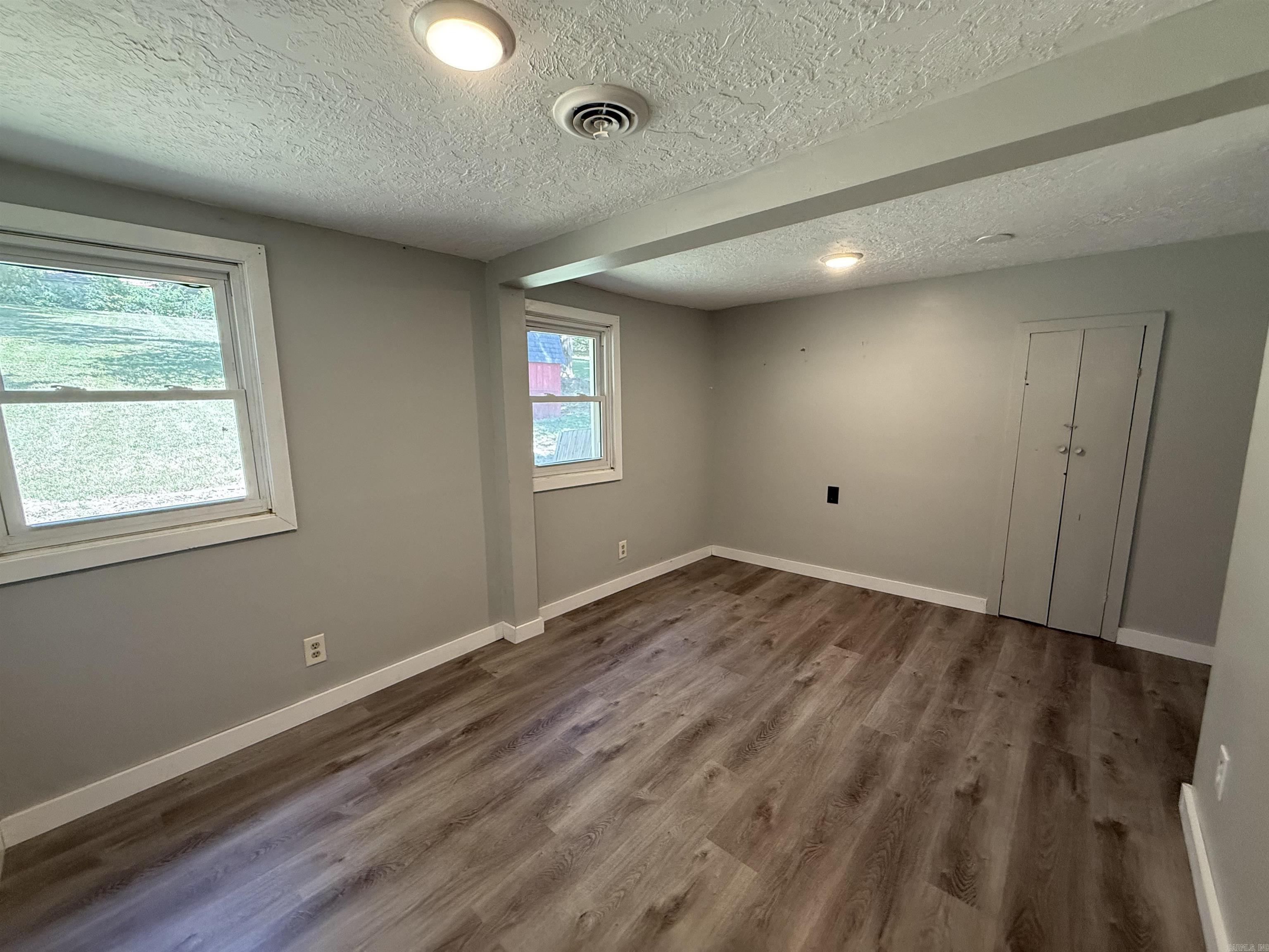 PIGGOTT - Residential