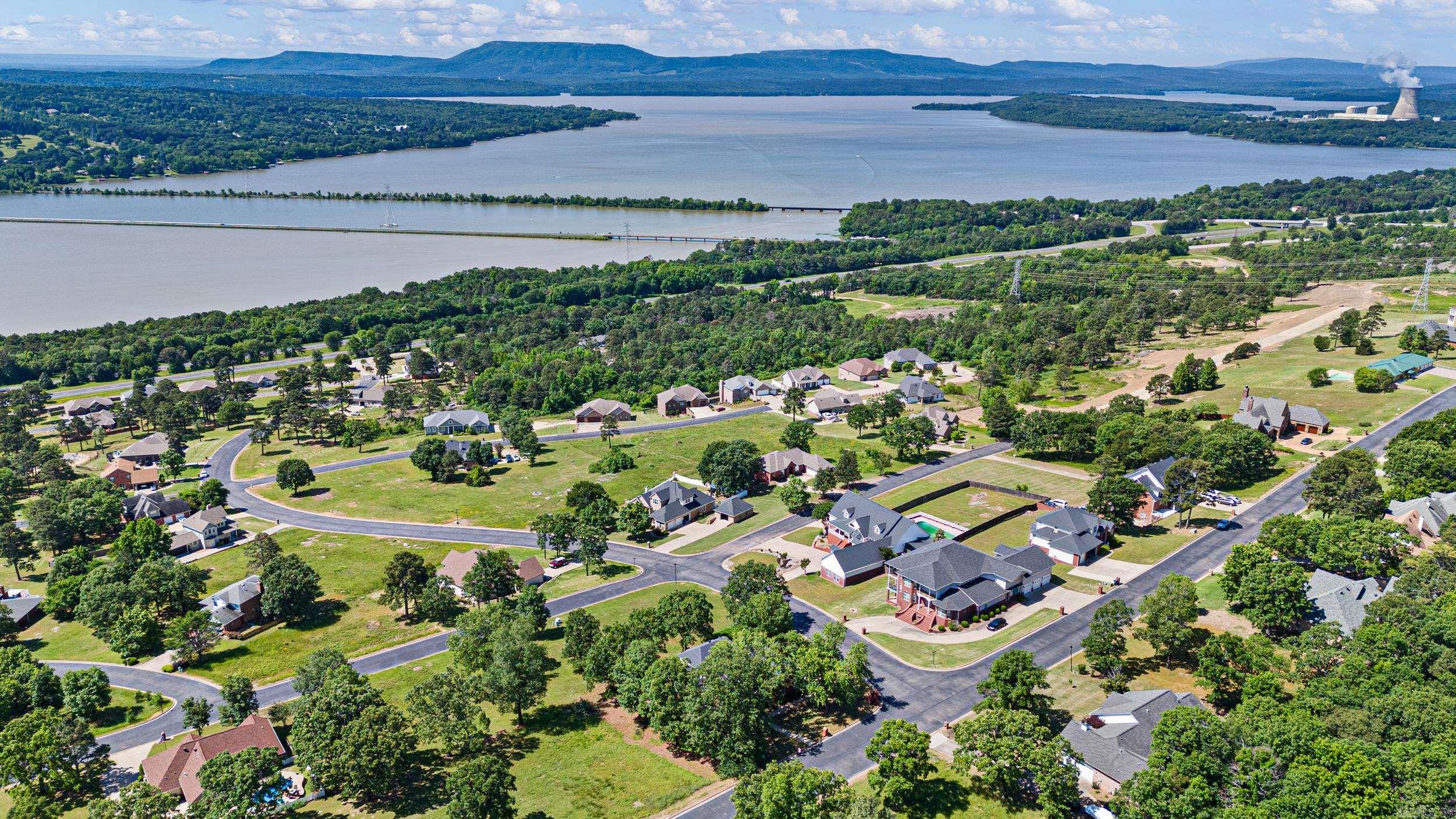 PLEASANT VIEW ESTATES - Residential