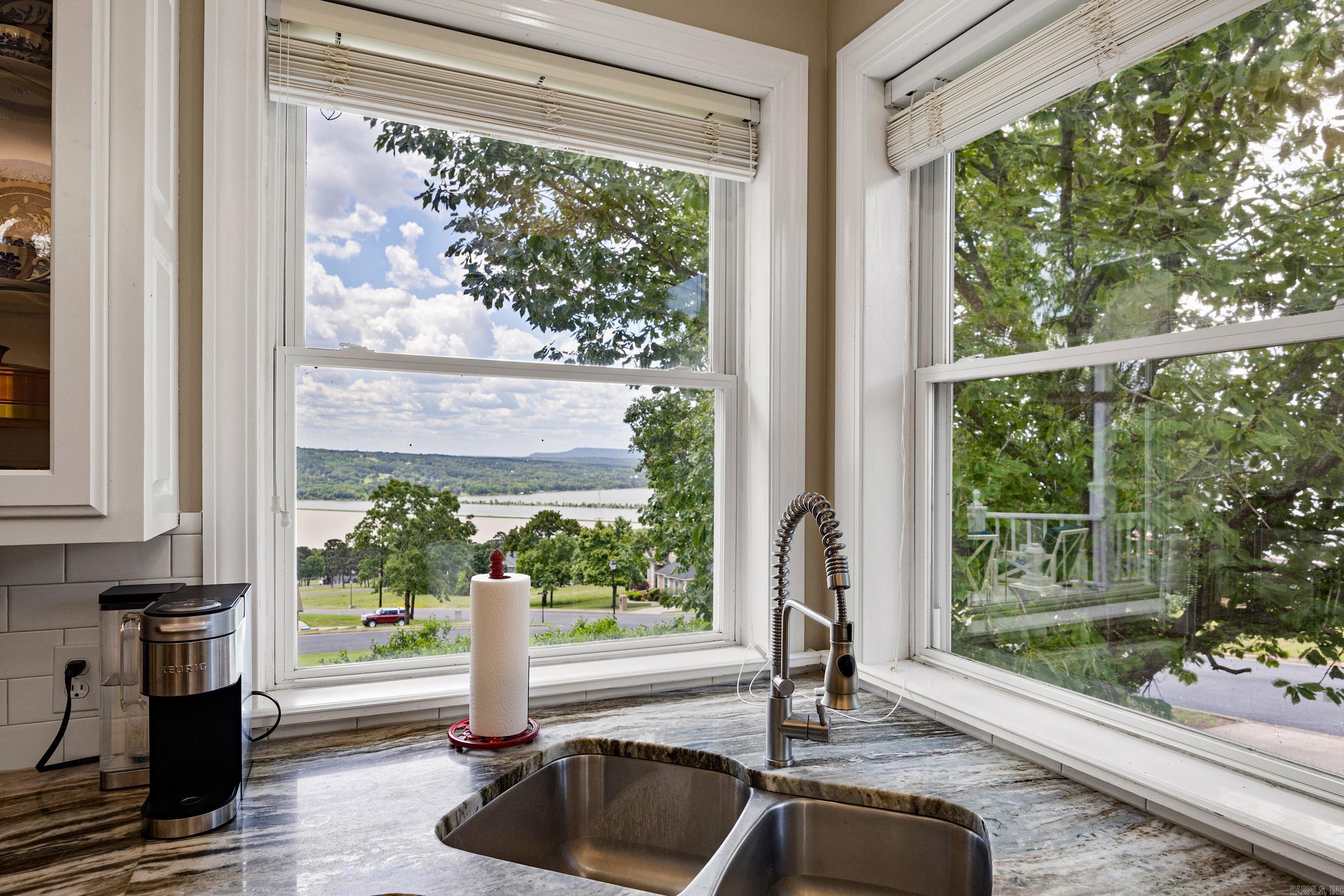 PLEASANT VIEW ESTATES - Residential