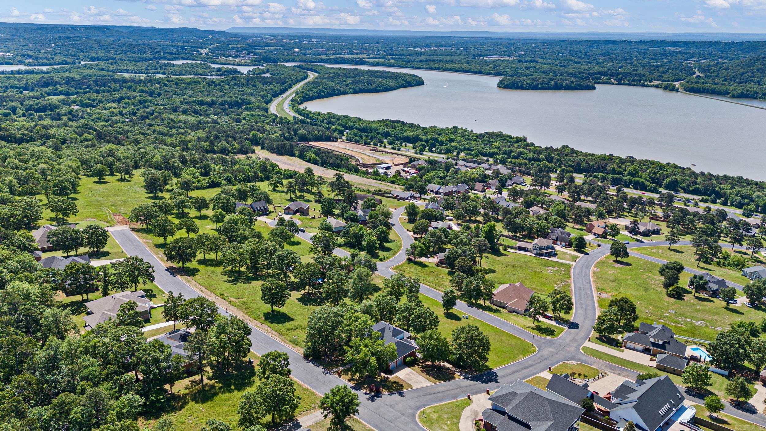 PLEASANT VIEW ESTATES - Residential