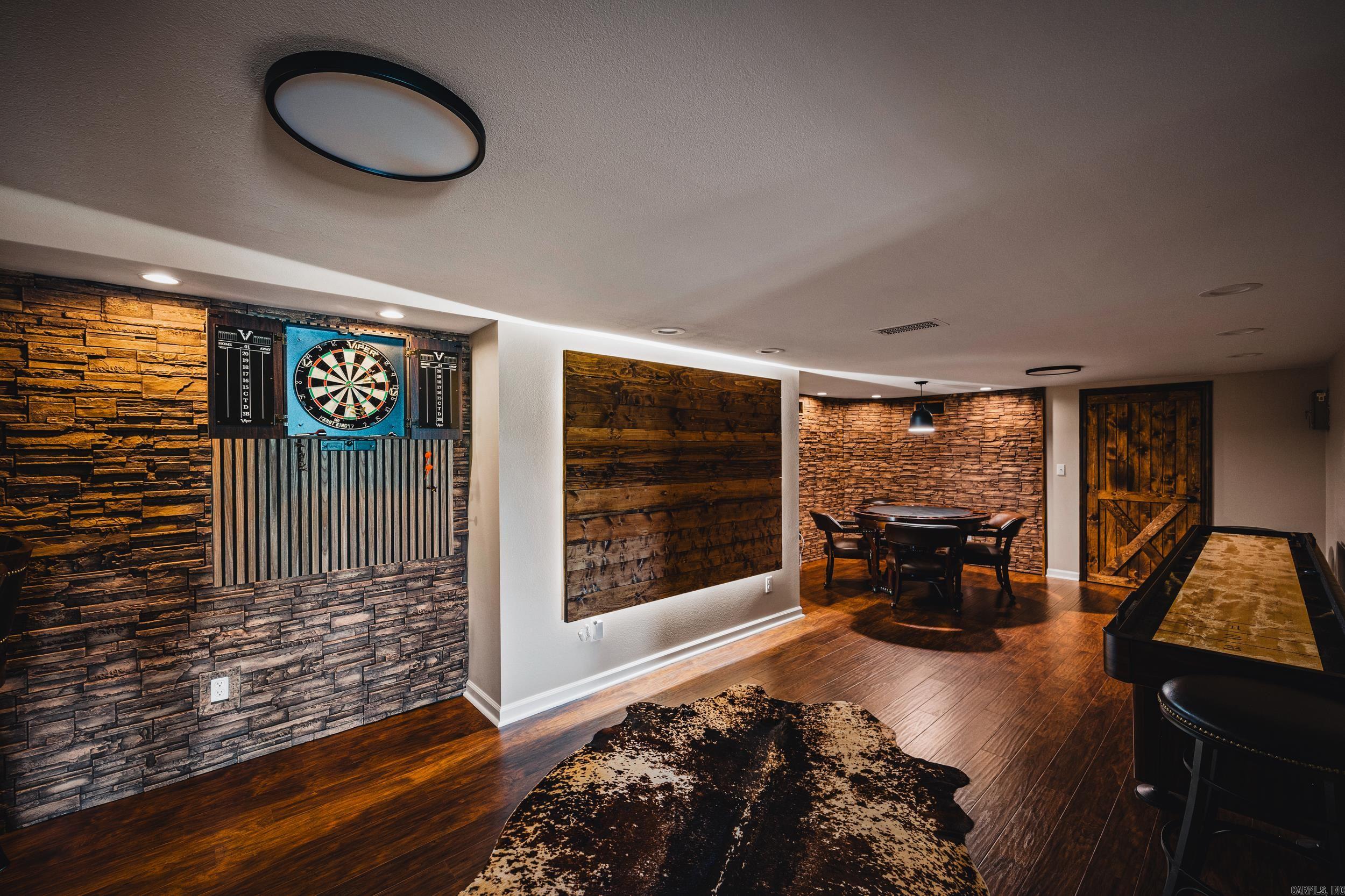 PLEASANT VIEW ESTATES - Residential