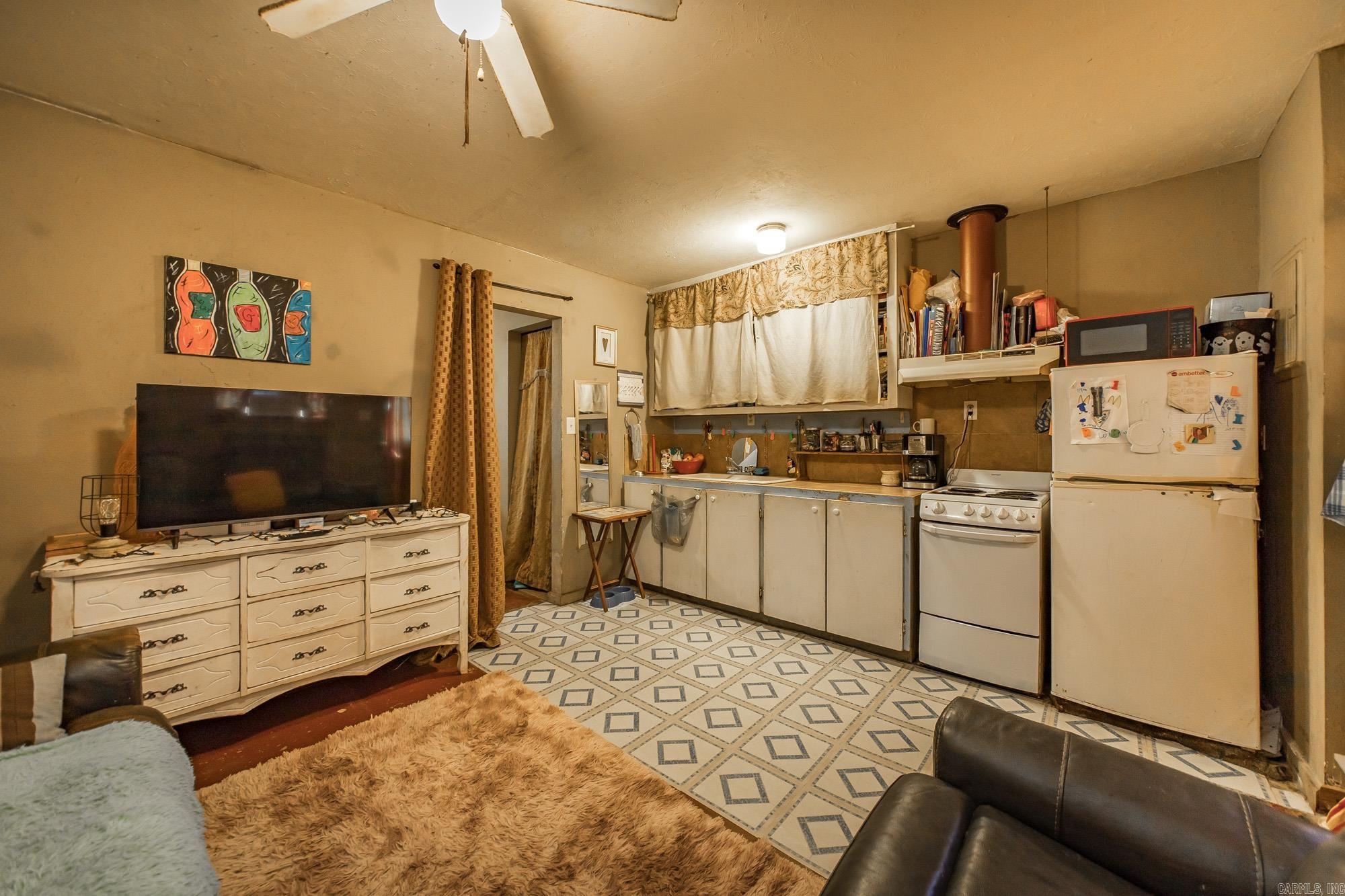 Metes & Bounds - Residential Income