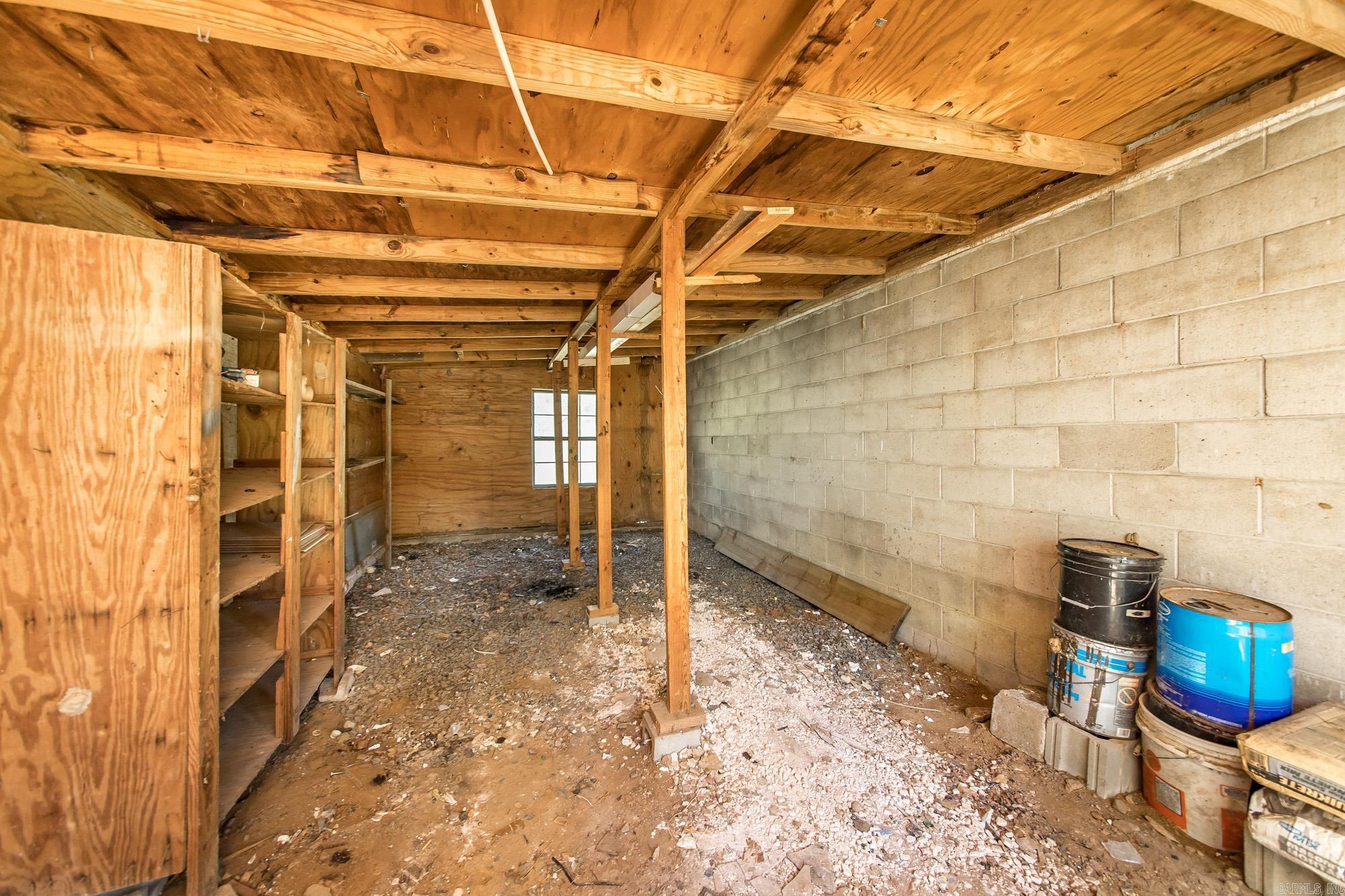 Metes & Bounds - Residential Income