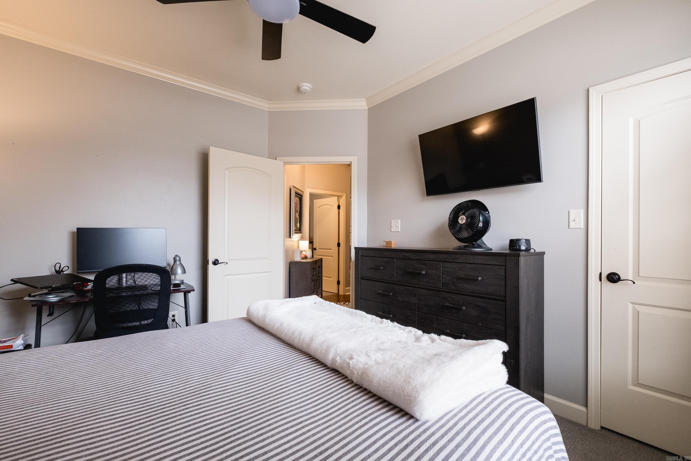 WATERS EDGE - Residential