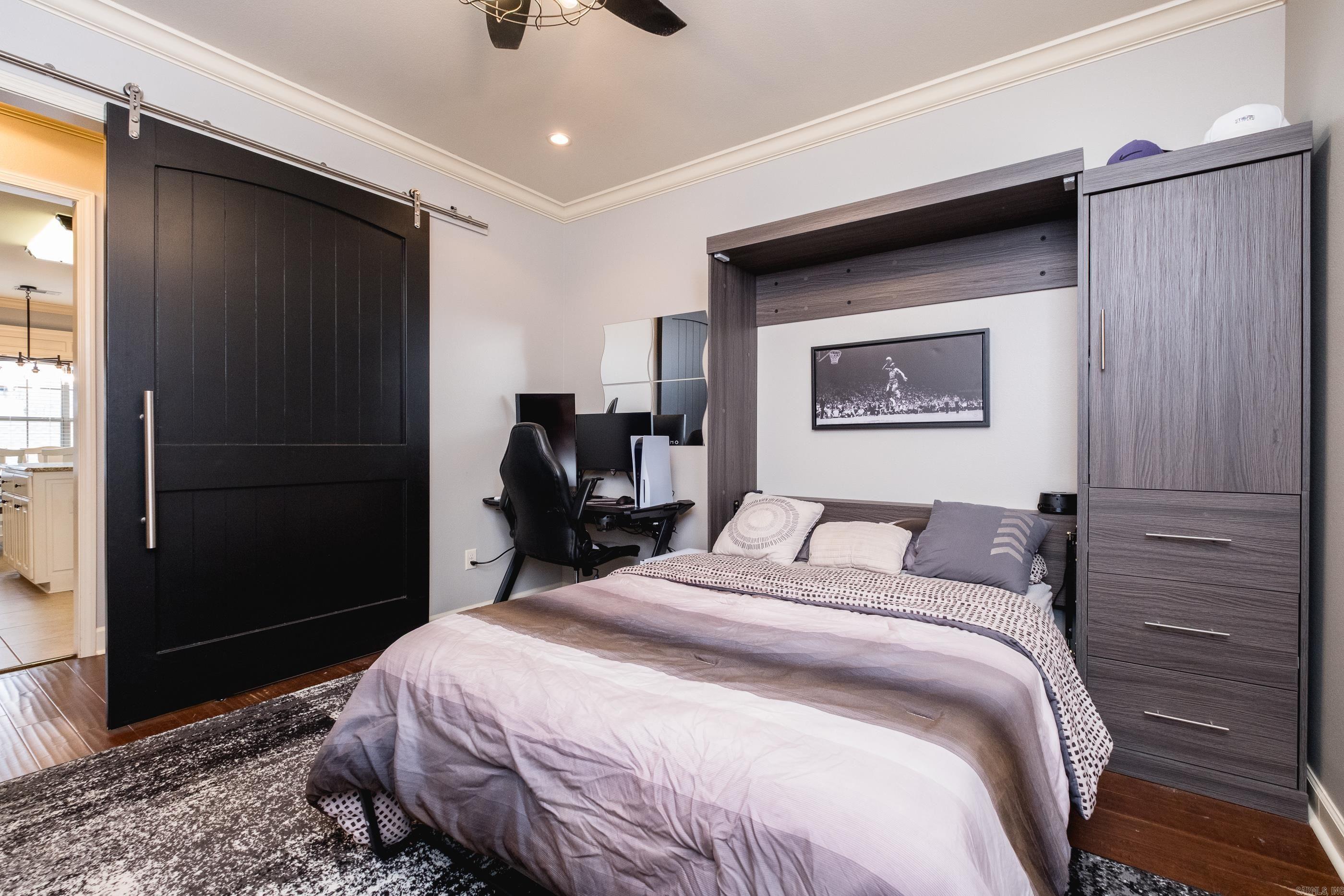 WATERS EDGE - Residential