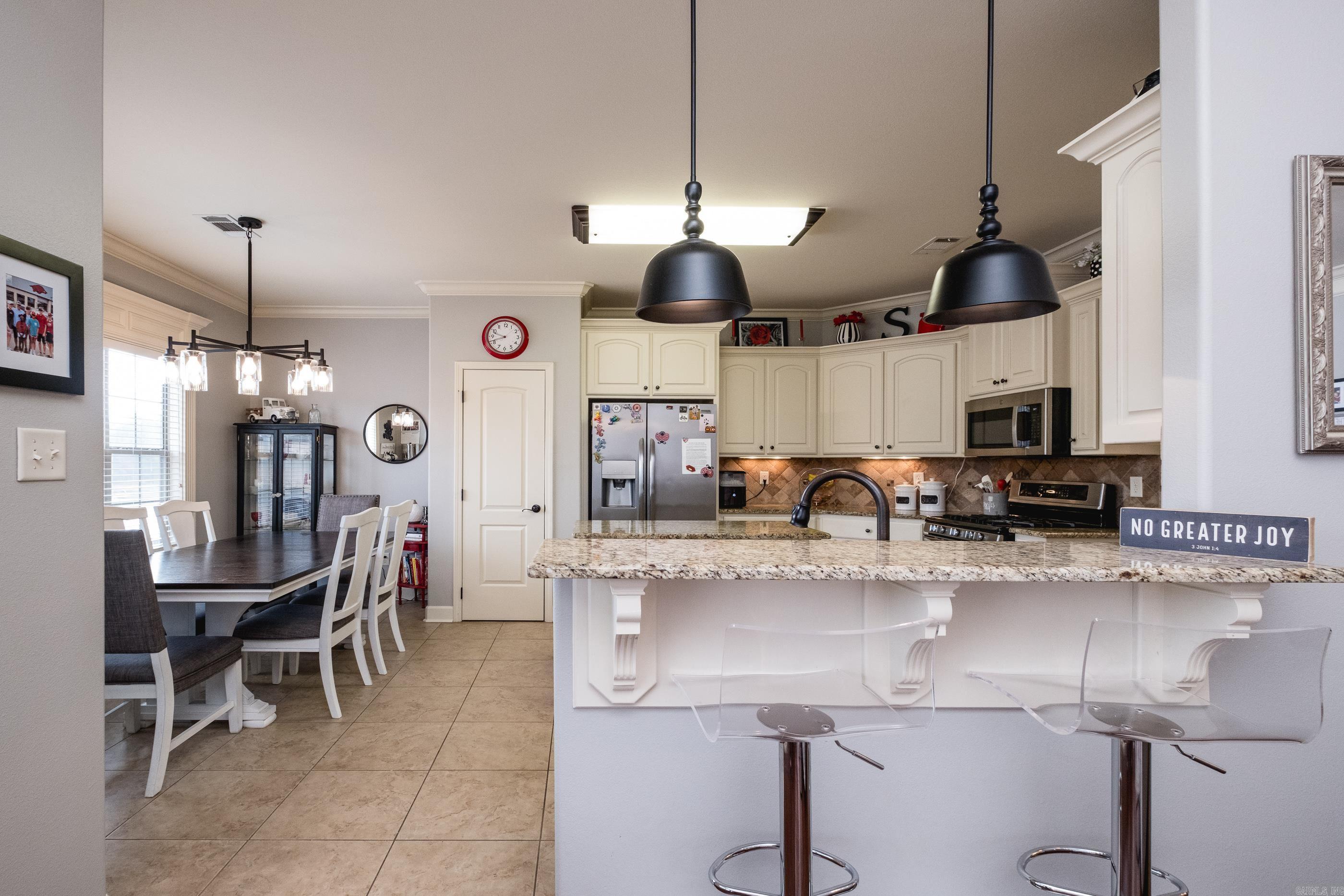 WATERS EDGE - Residential