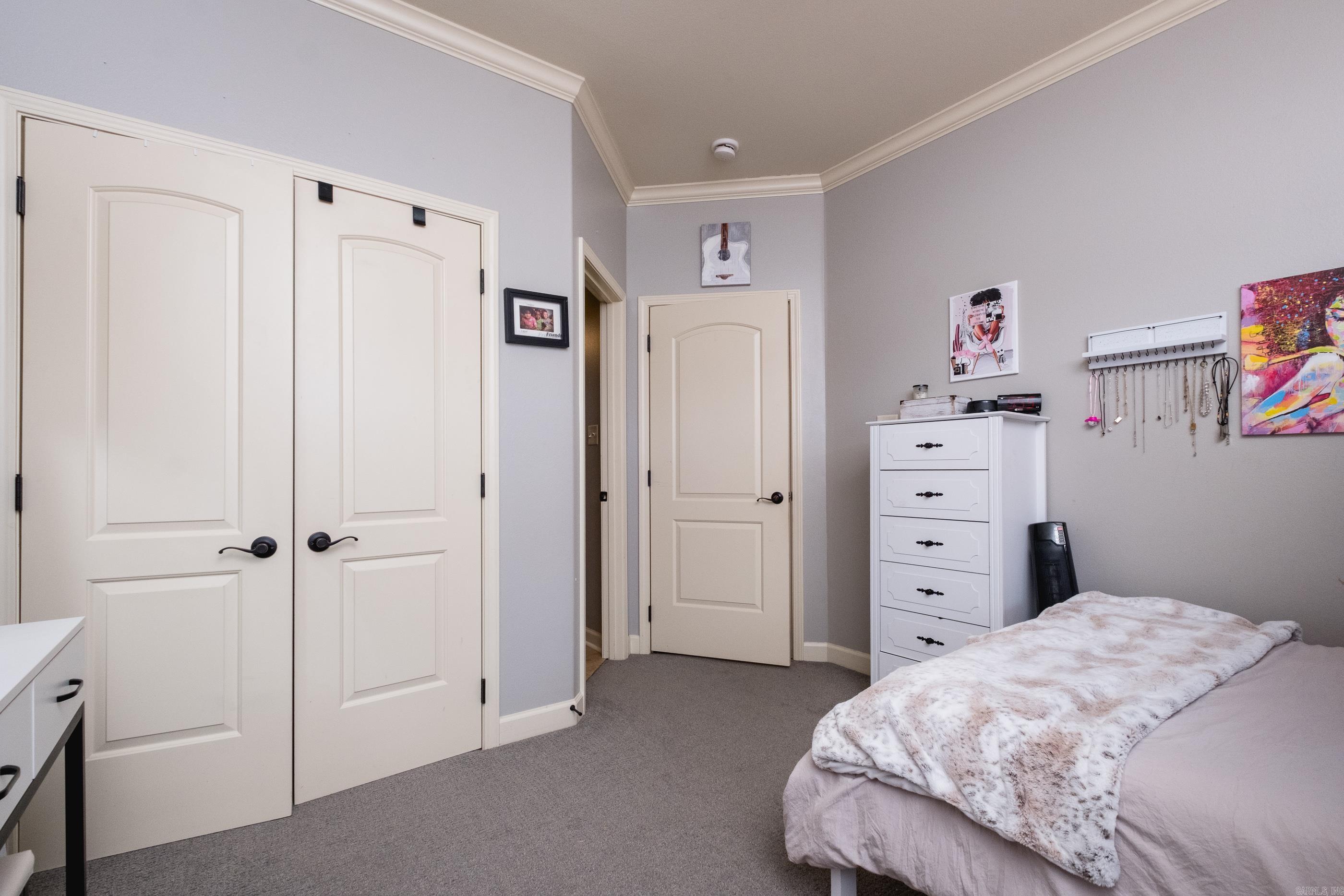 WATERS EDGE - Residential