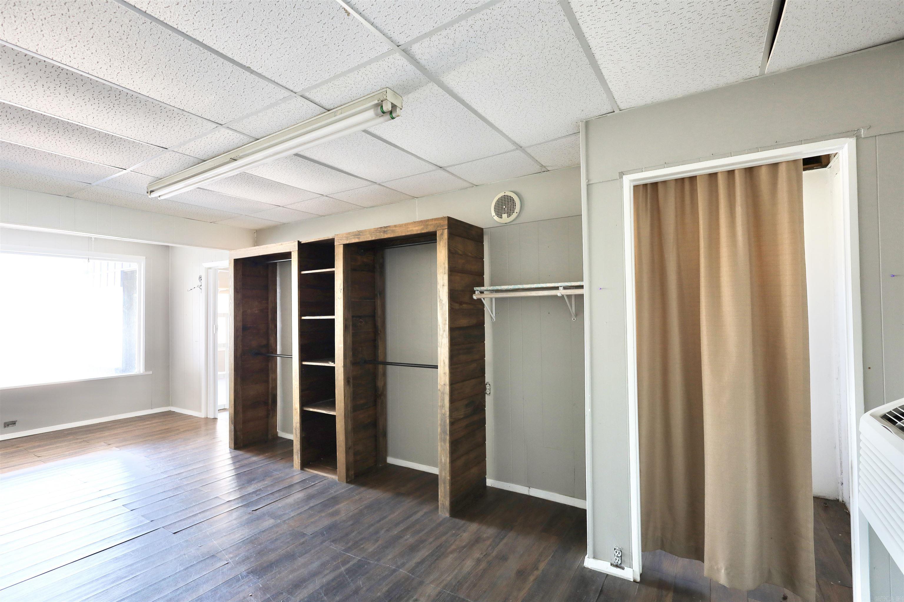 Metes & Bounds - Commercial Sale