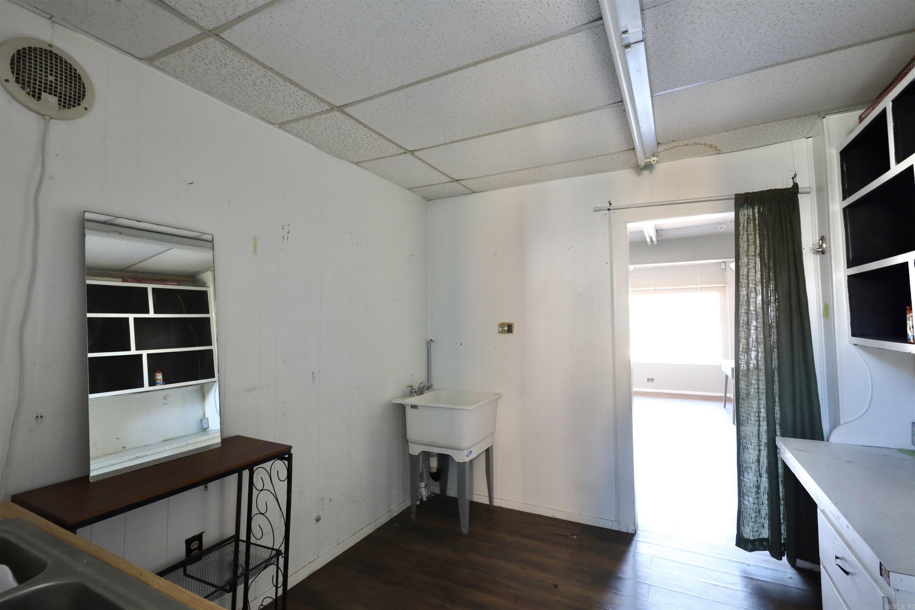 Metes & Bounds - Commercial Sale