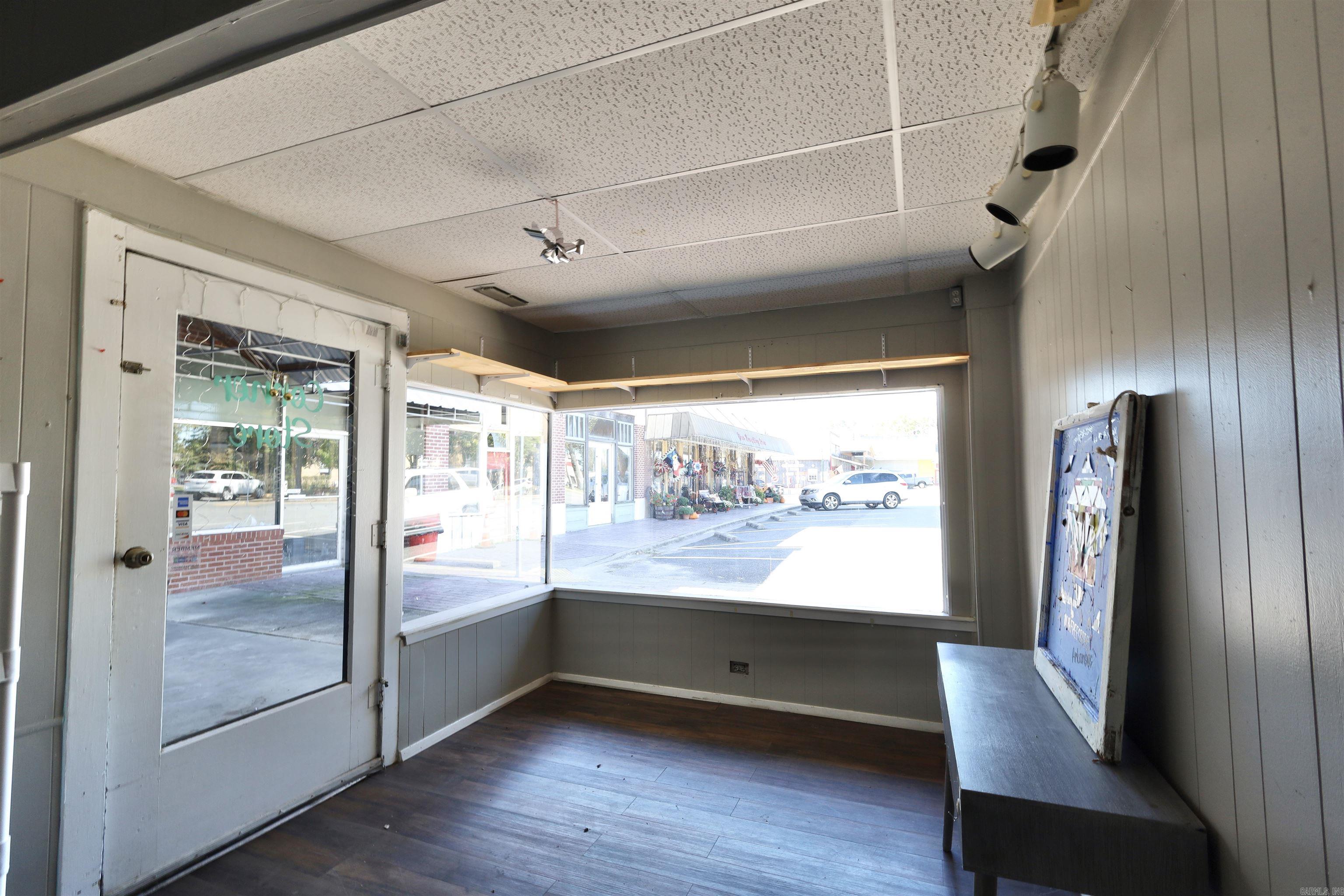 Metes & Bounds - Commercial Sale