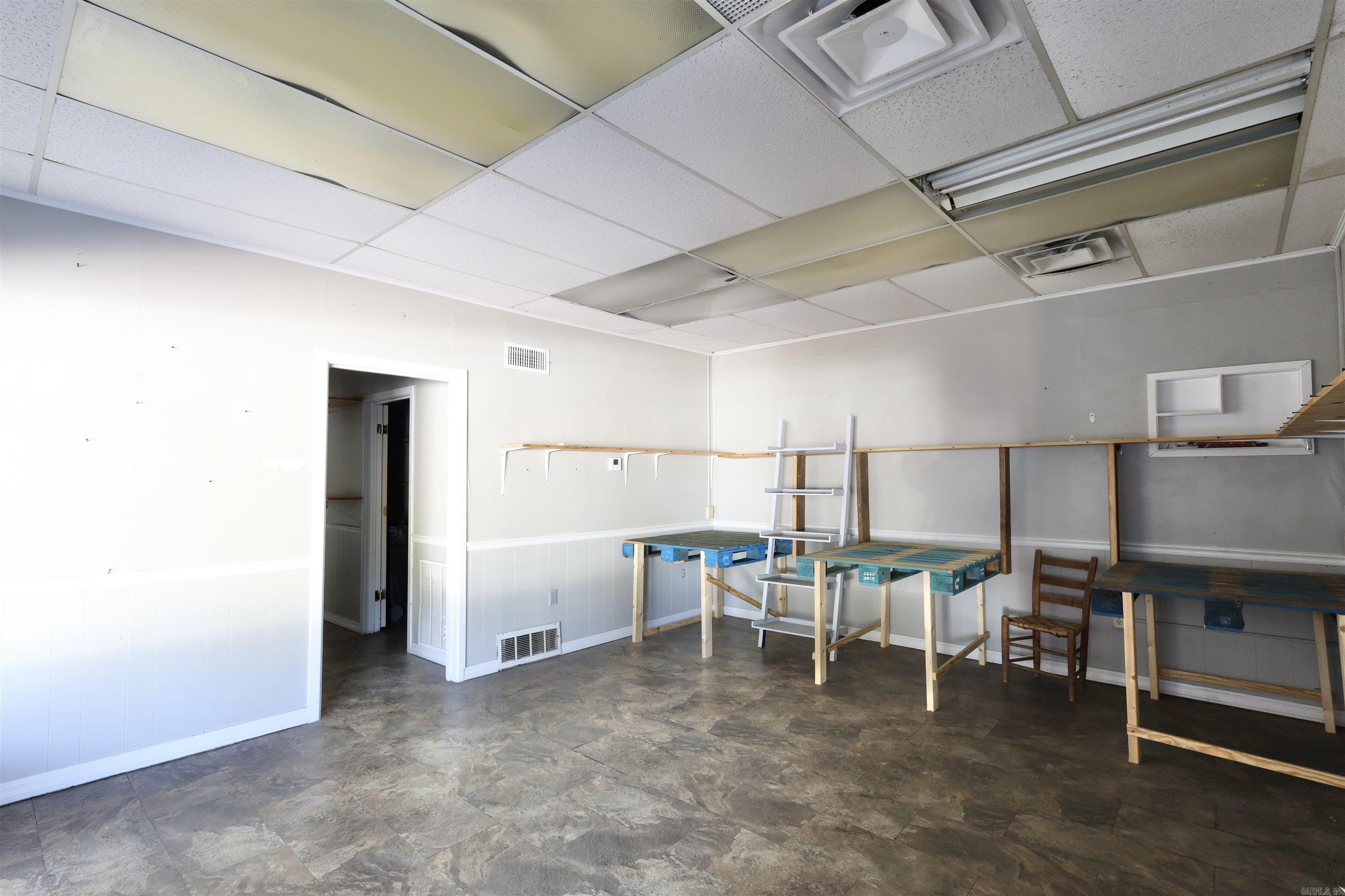 Metes & Bounds - Commercial Sale