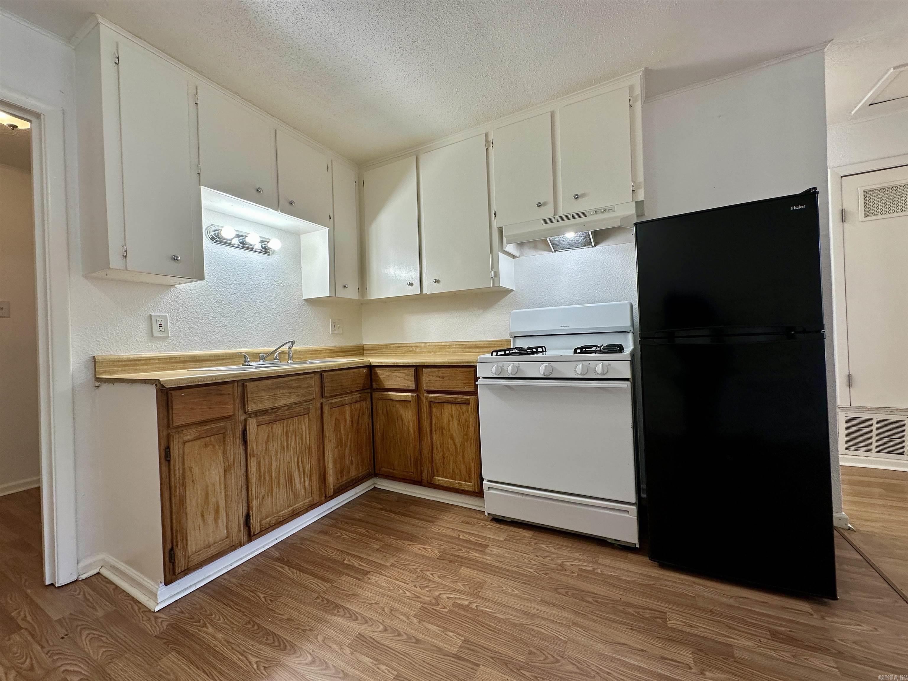 Duprees 2nd East Jack - Residential Income