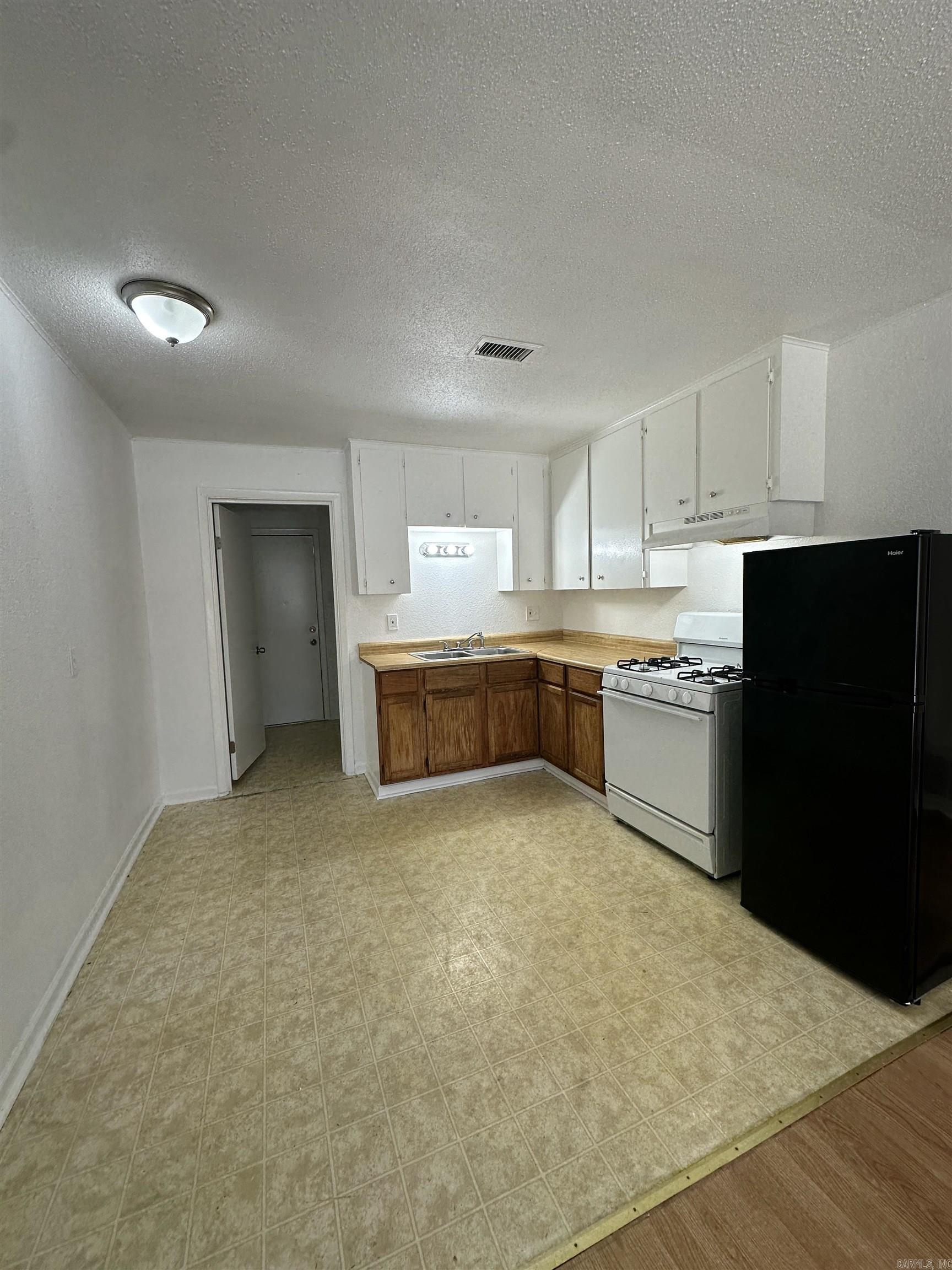 Duprees 2nd East Jack - Residential Income