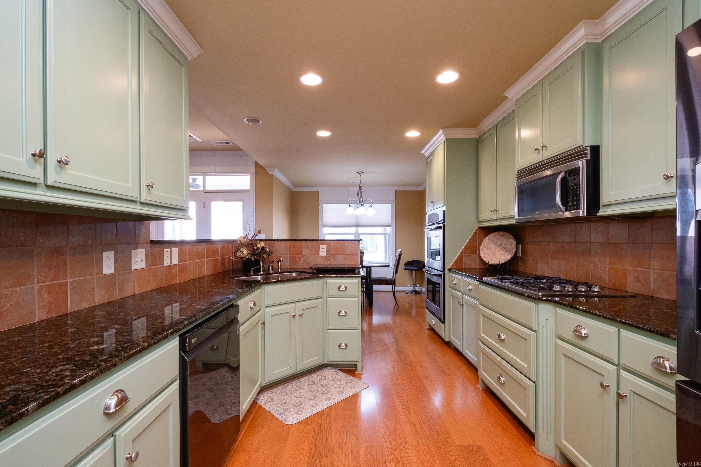 PEBBLE BEACH WOODS ADDN - Residential