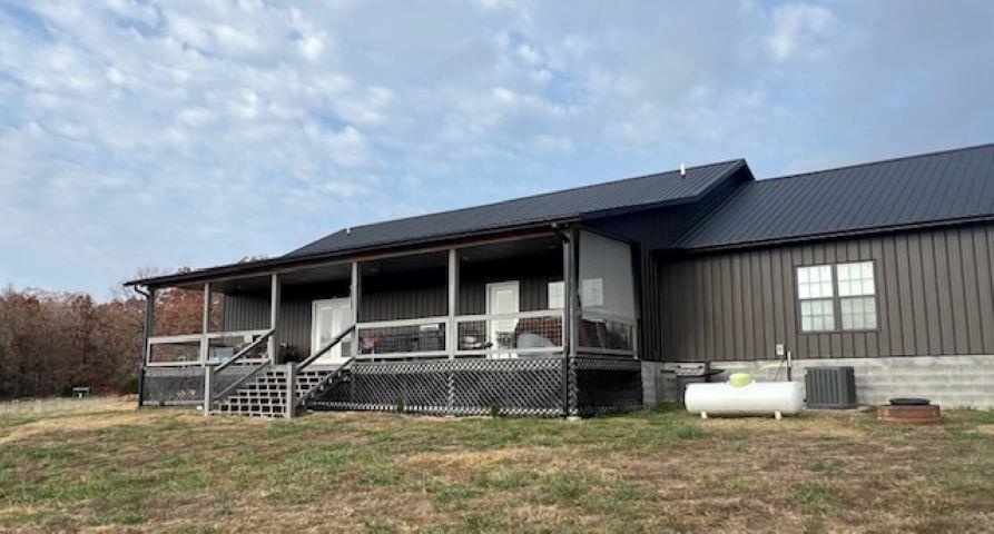 Metes & Bounds - Residential