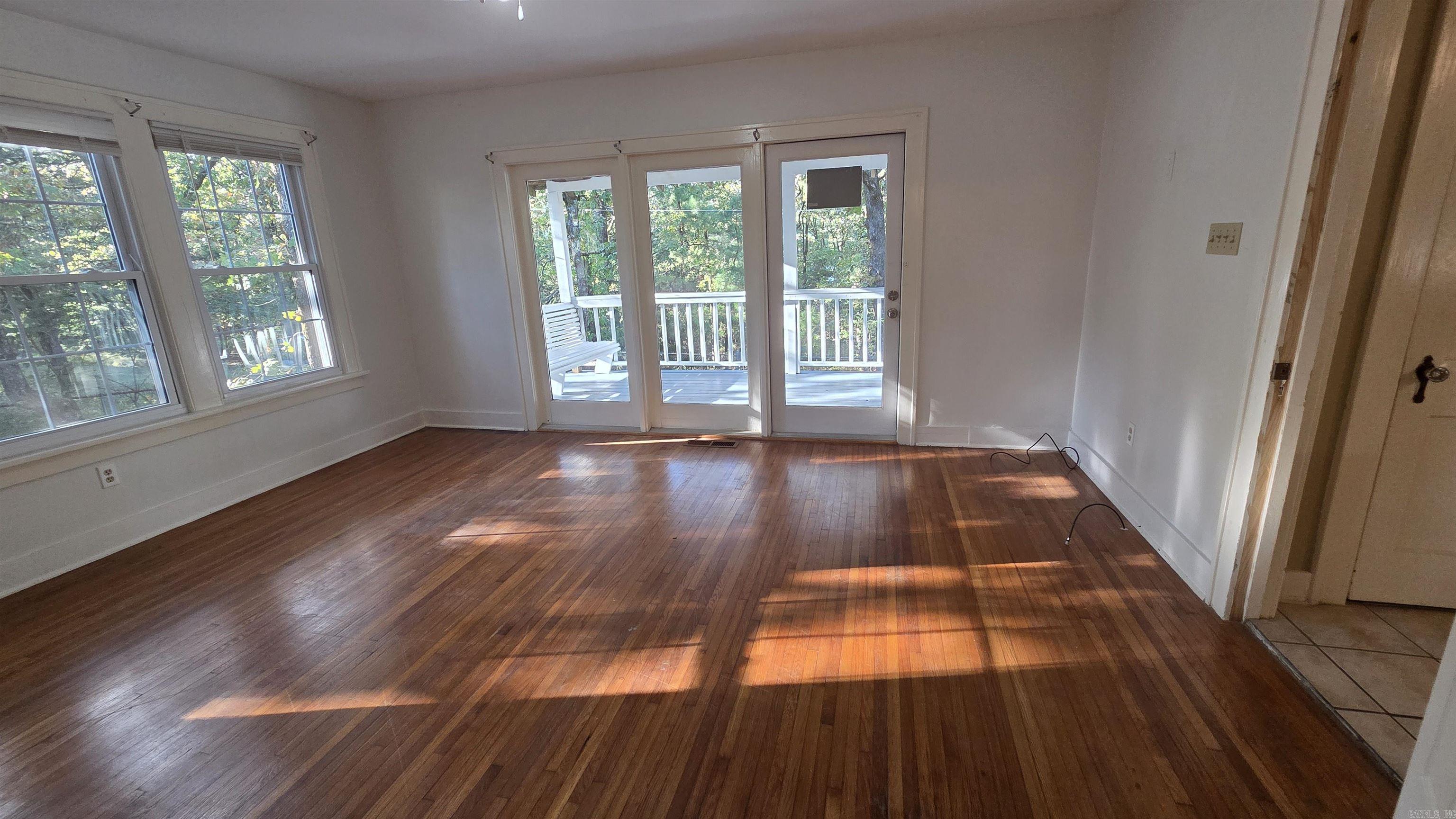 PEACEFUL VALLEY - Residential