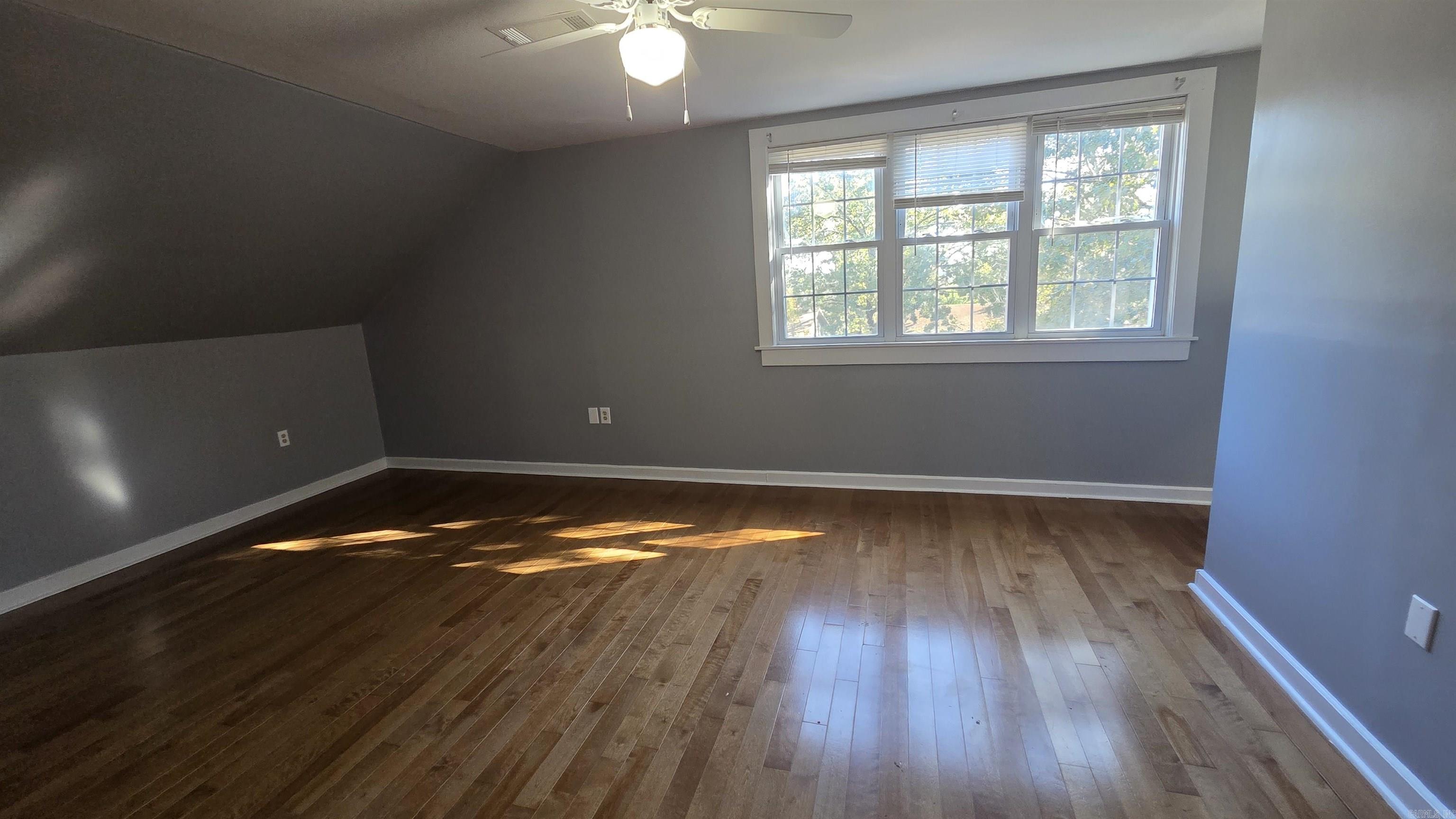 PEACEFUL VALLEY - Residential