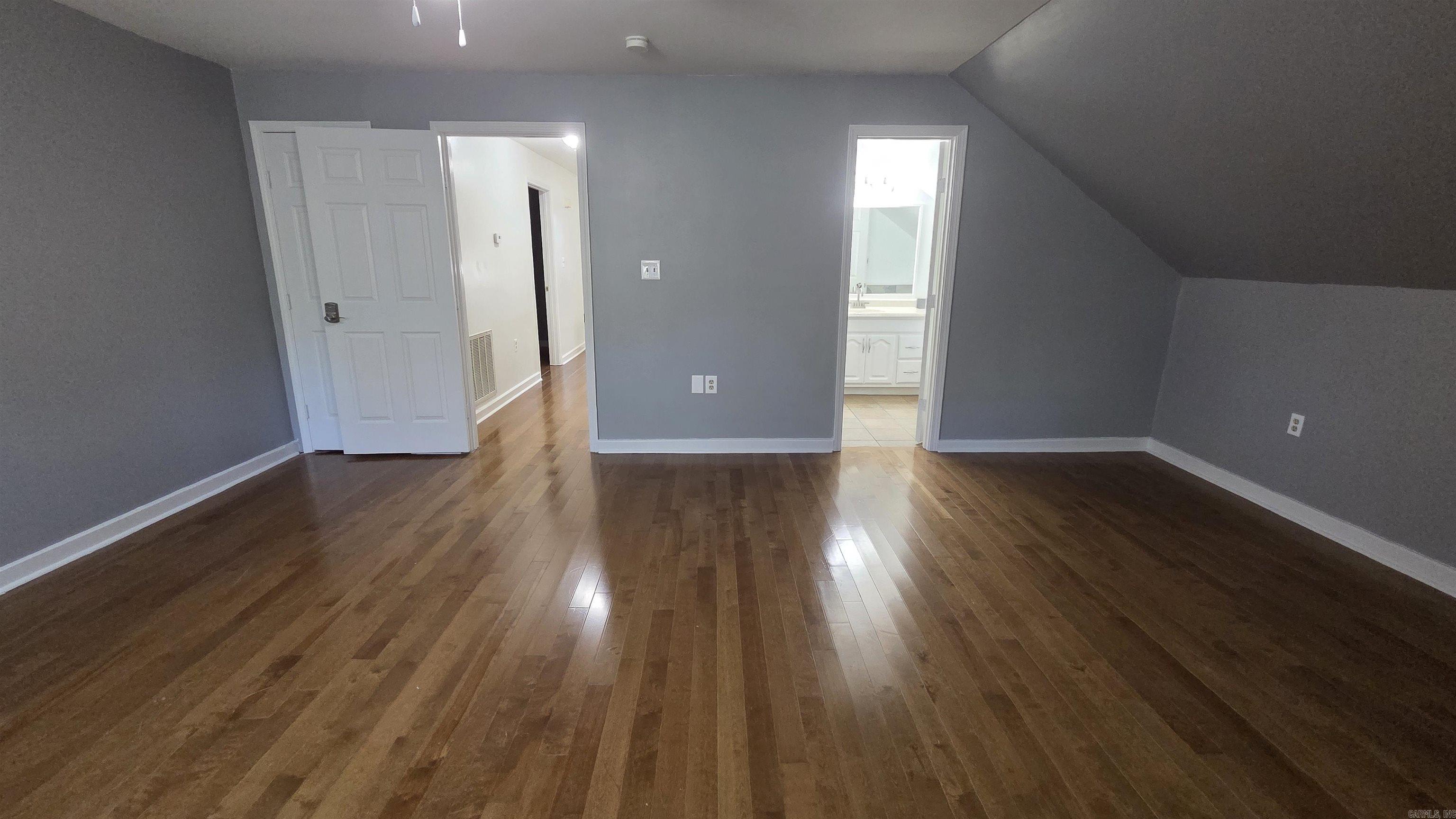 PEACEFUL VALLEY - Residential