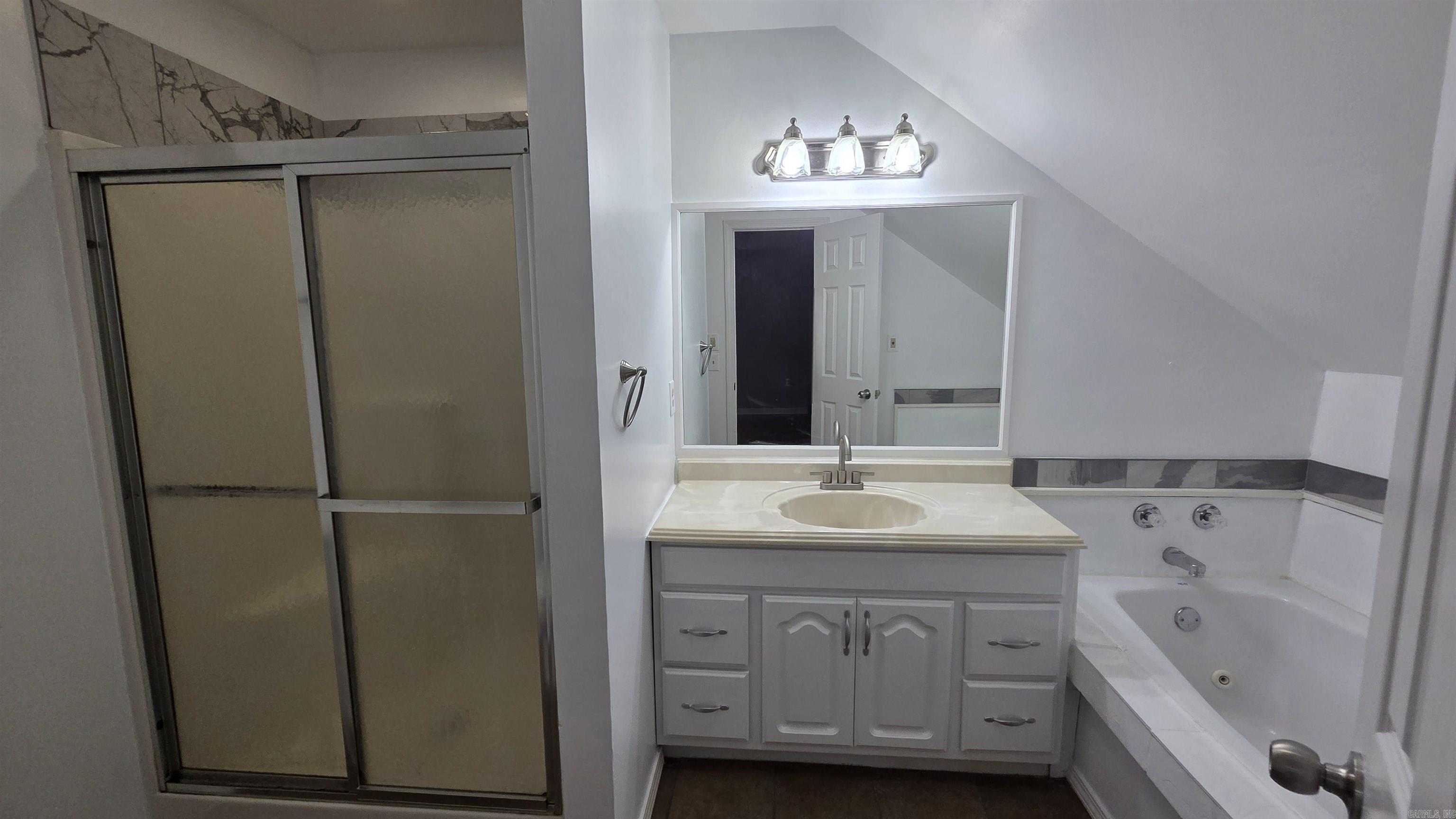 PEACEFUL VALLEY - Residential