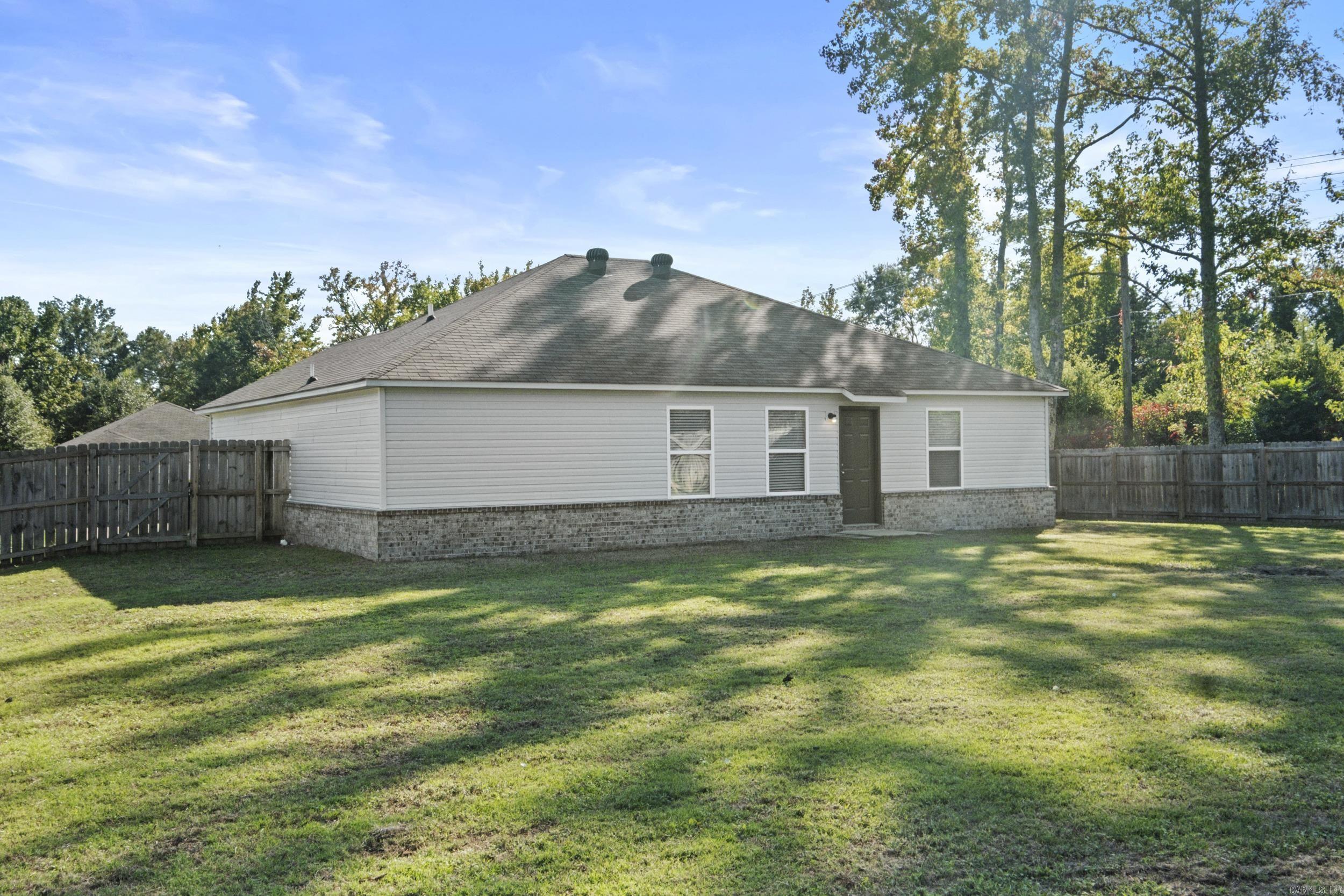 OAKLAND PARK - Residential