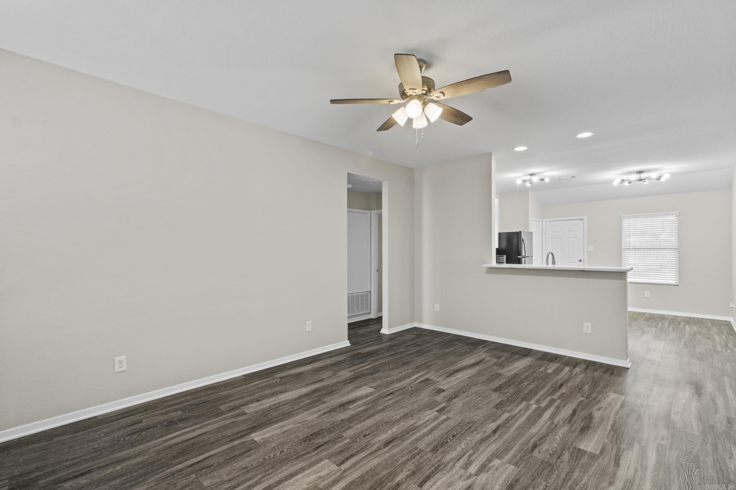 OAKLAND PARK - Residential