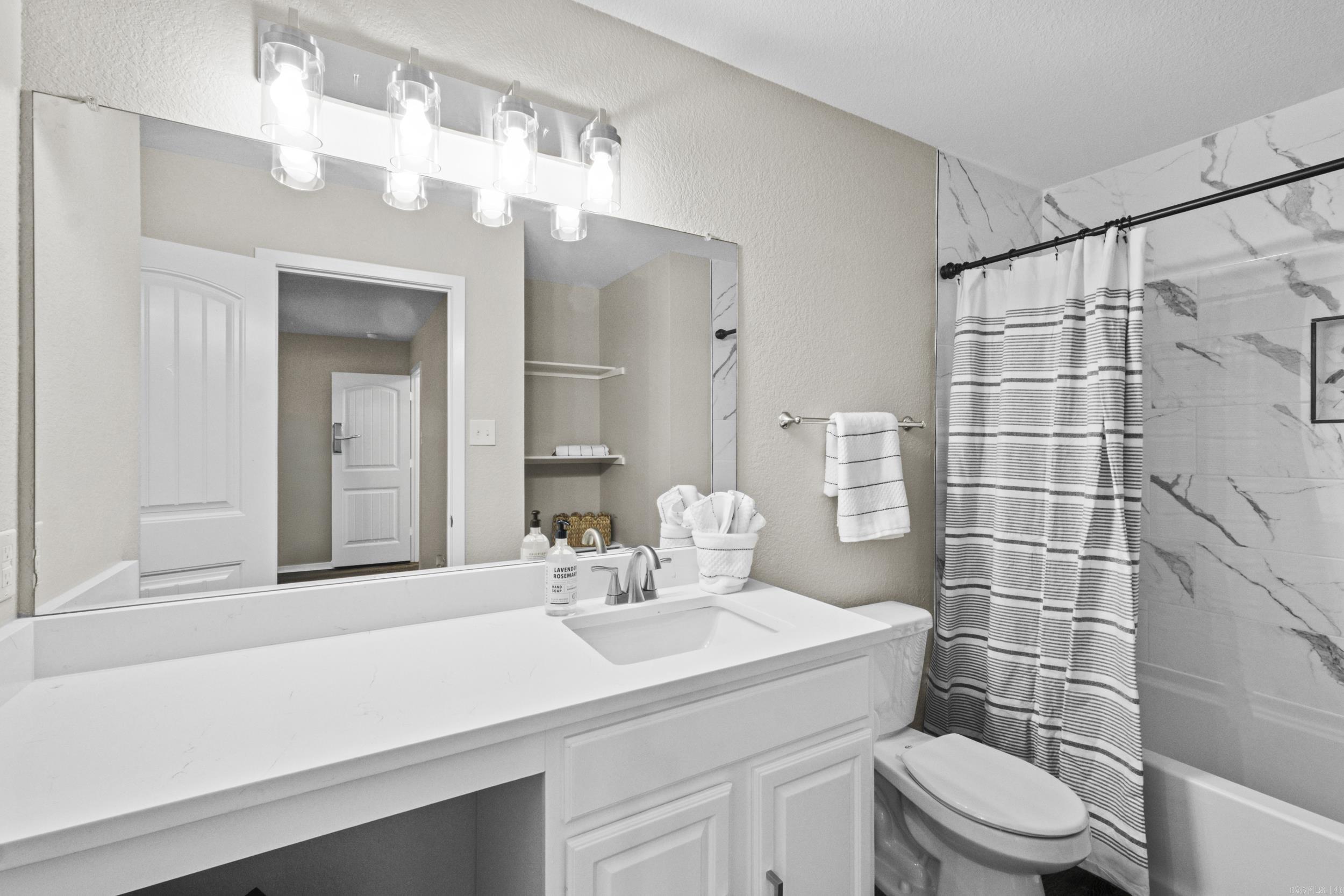 OAKLAND PARK - Residential